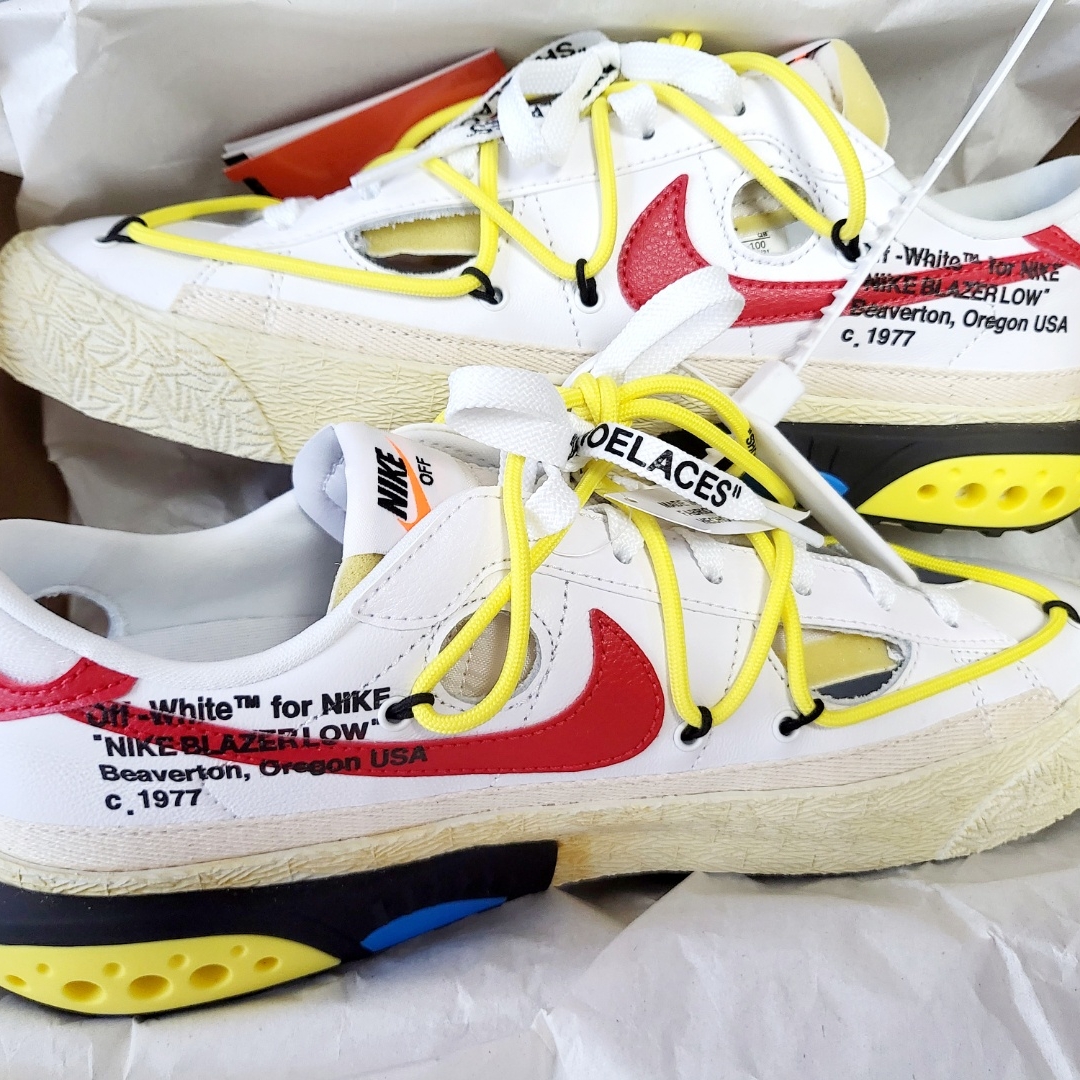 (W) Jordan 1 x Travis Scott Retro Low OG SP Canary, Nike x Sacai x Undercover LDWaffle Black Bright Citron 착용 스타일 - 8