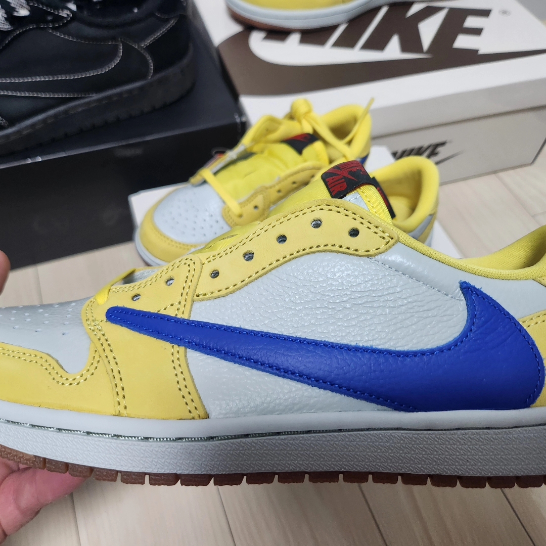 (W) Jordan 1 x Travis Scott Retro Low OG SP Canary, (TD) Jordan 1 x Travis Scott Retro Low OG SP Canary 착용 스타일 - 2