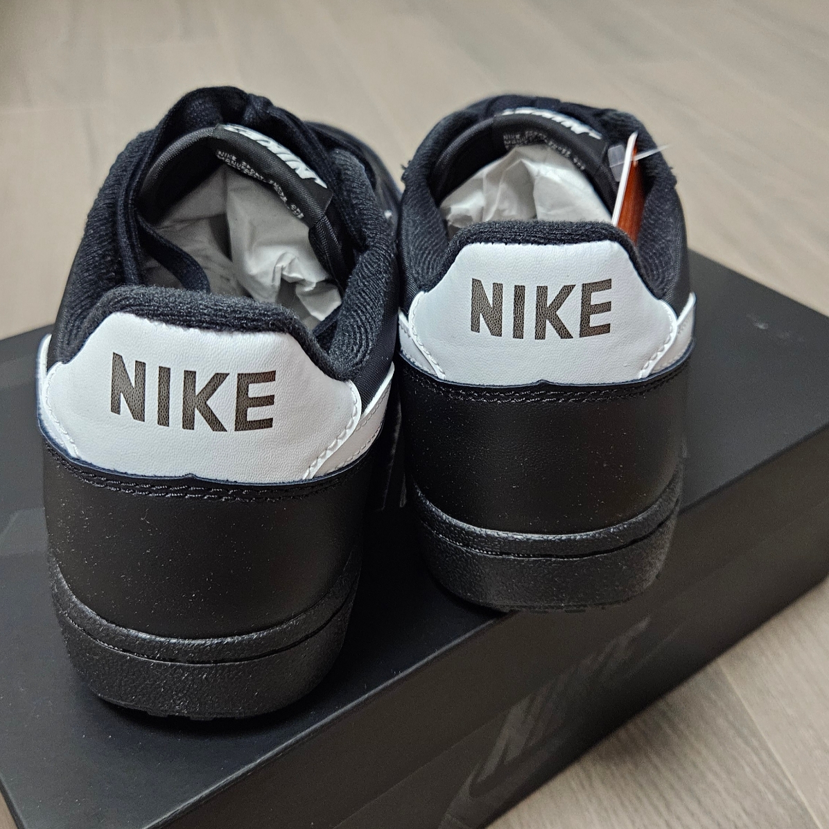 Nike Field General 82 SP Black and White 착용 스타일 - 4