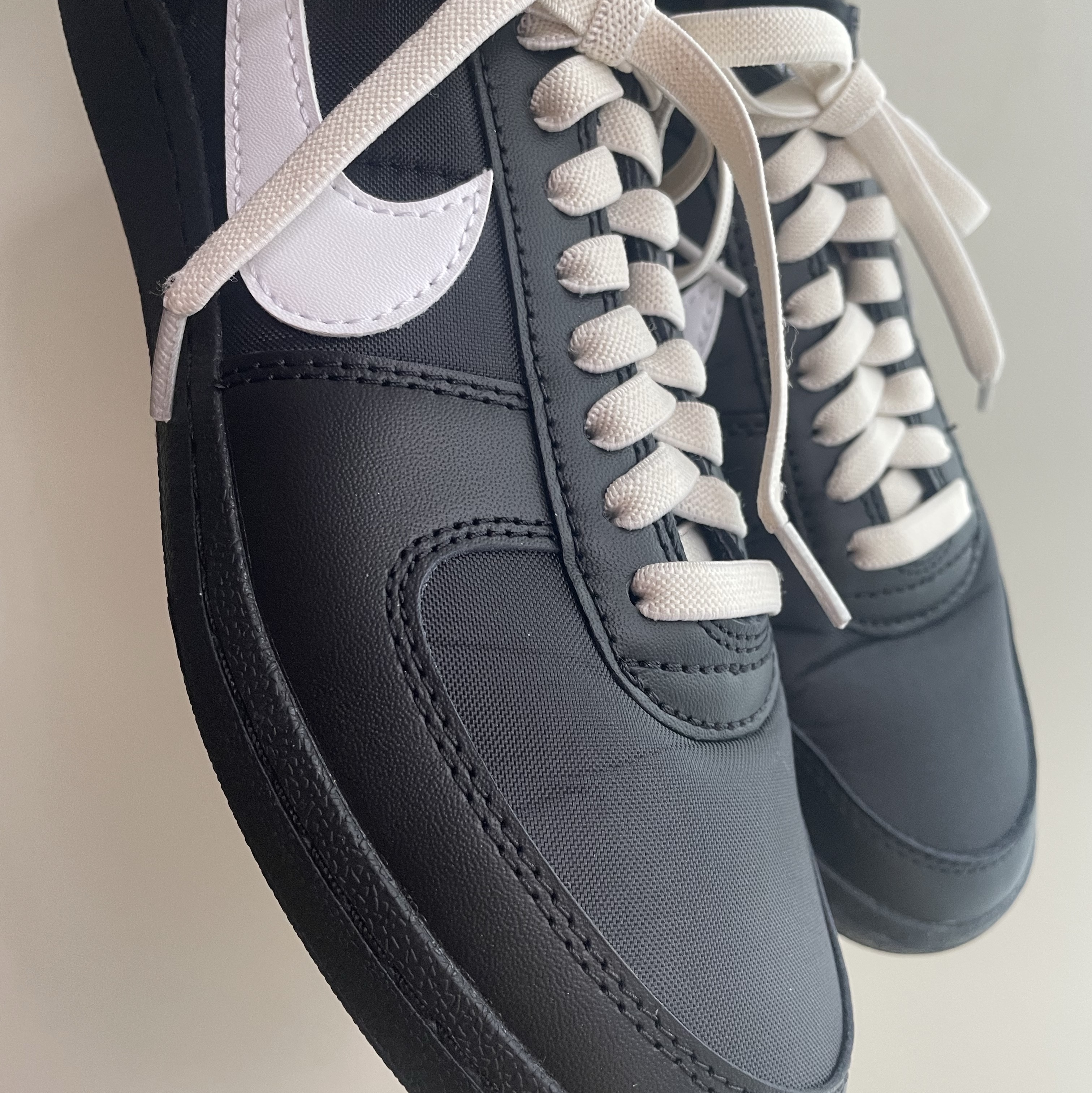 Nike Field General 82 SP Black and White 착용 스타일