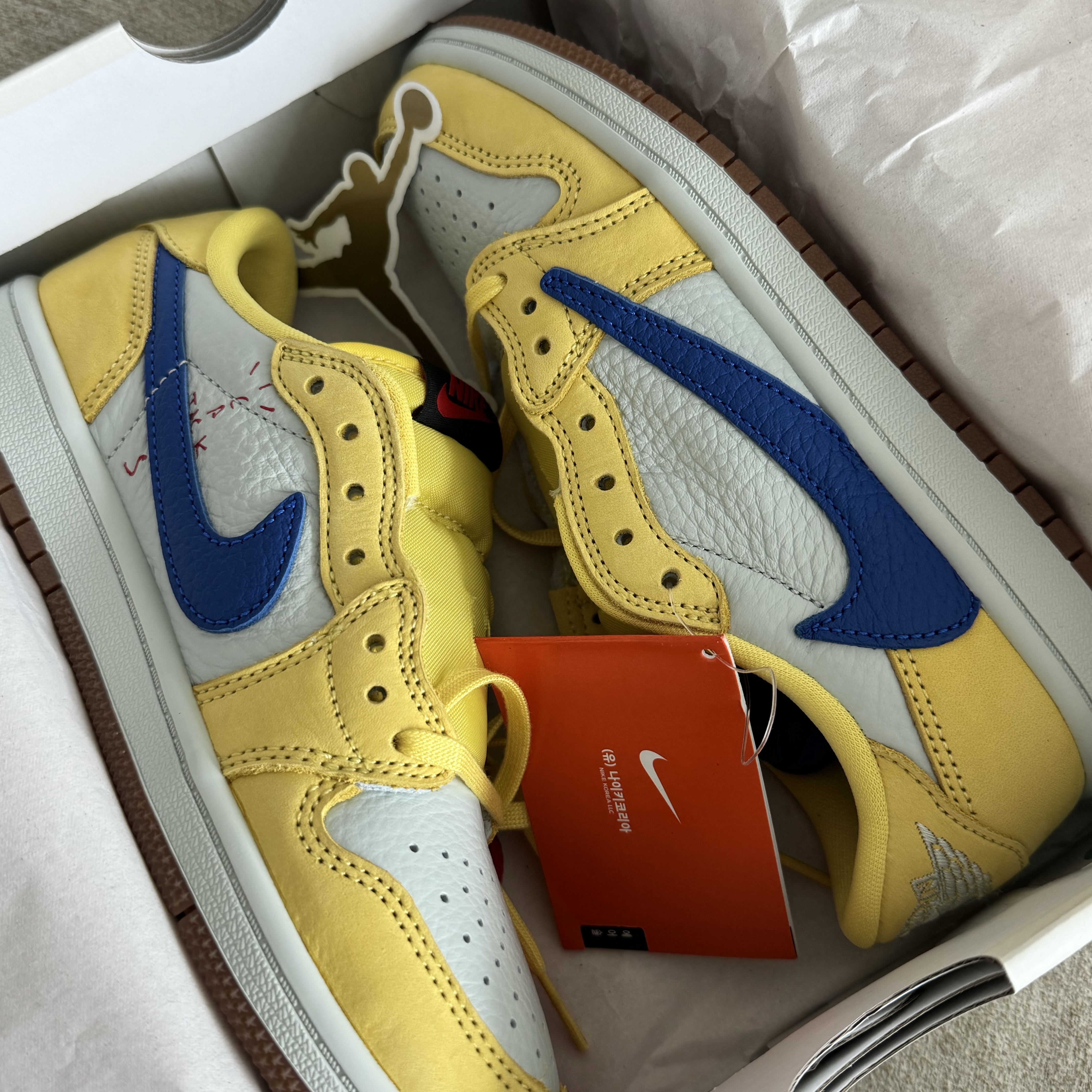 (PS) Jordan 1 x Travis Scott Retro Low OG SP Canary 착용 스타일