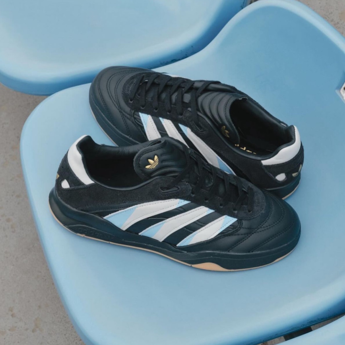 Adidas x Atmos Predator Mundial Crystal White Core Black 착용 스타일