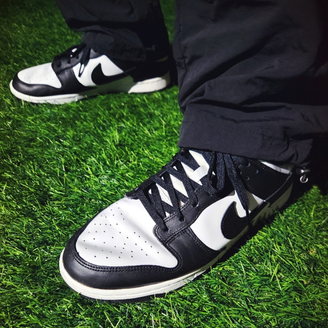 Stussy x Cactus Plant Flea Market International T-Shirt White, Nike Dunk Low Retro Black 착용 스타일 - 5