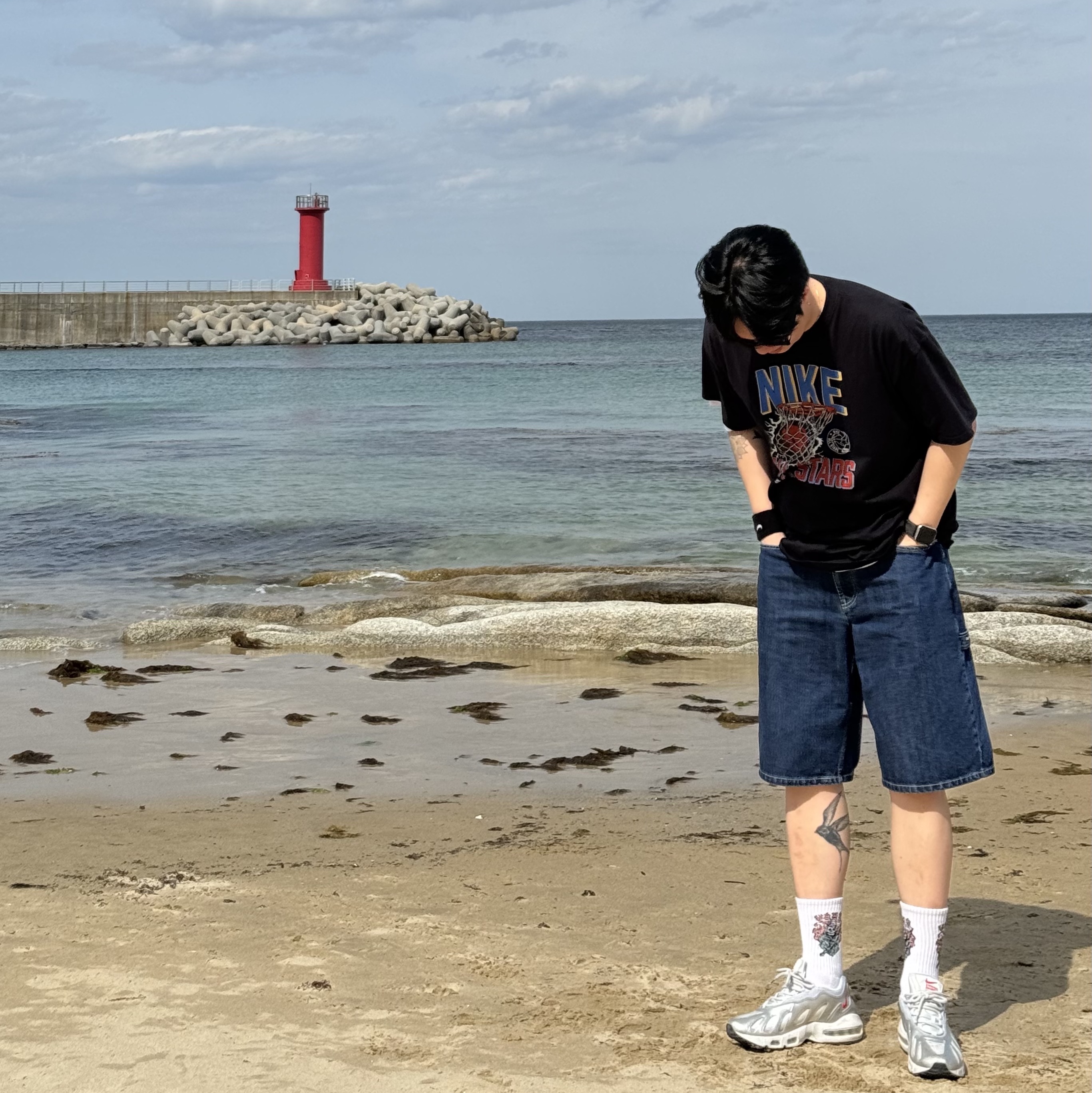 Supreme x Nike Denim Short Indigo - 24SS, Nike x Supreme Air Max 96 Metallic Silver 착용 스타일 - 1