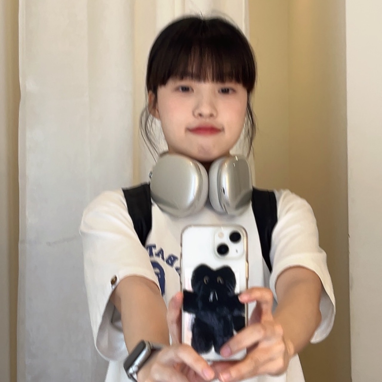 Godashin Cats Keyring Pink, Apple AirPods Max Lightning Silver (Korean Ver.) 착용 스타일 - 2