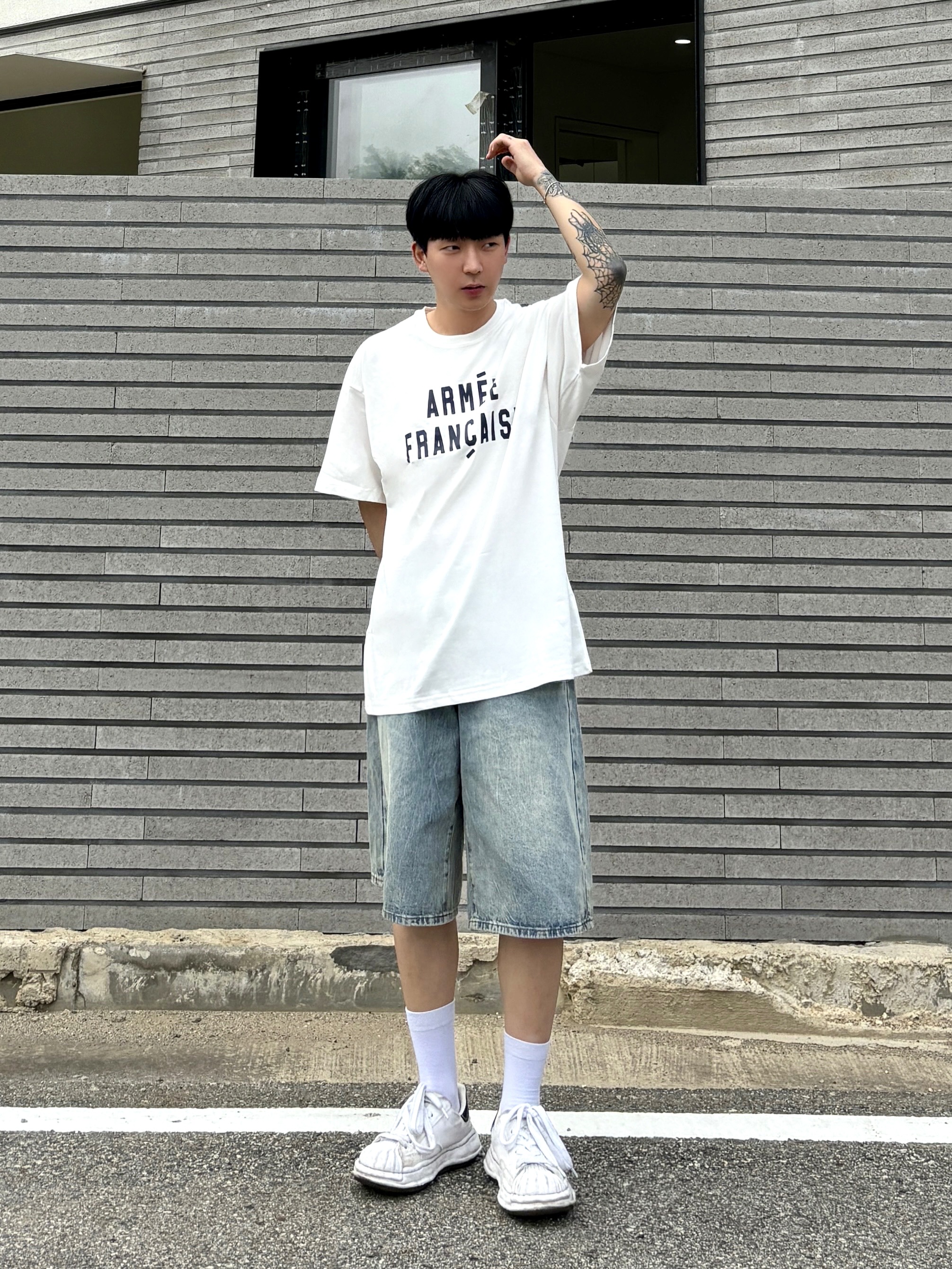 Maison Mihara Yasuhiro Blakey VL OG Sole Canvas Low-top Sneakers White 착용 스타일 - 1
