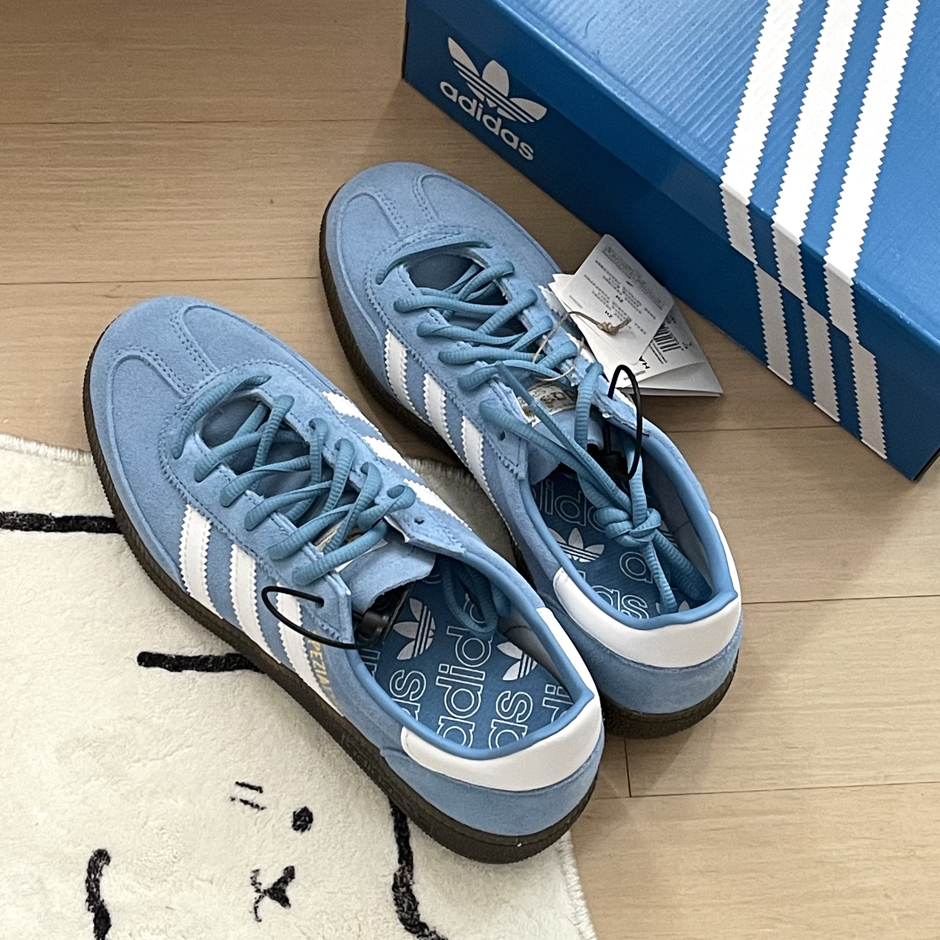 Adidas Spezial Handball Light Blue 착용 스타일