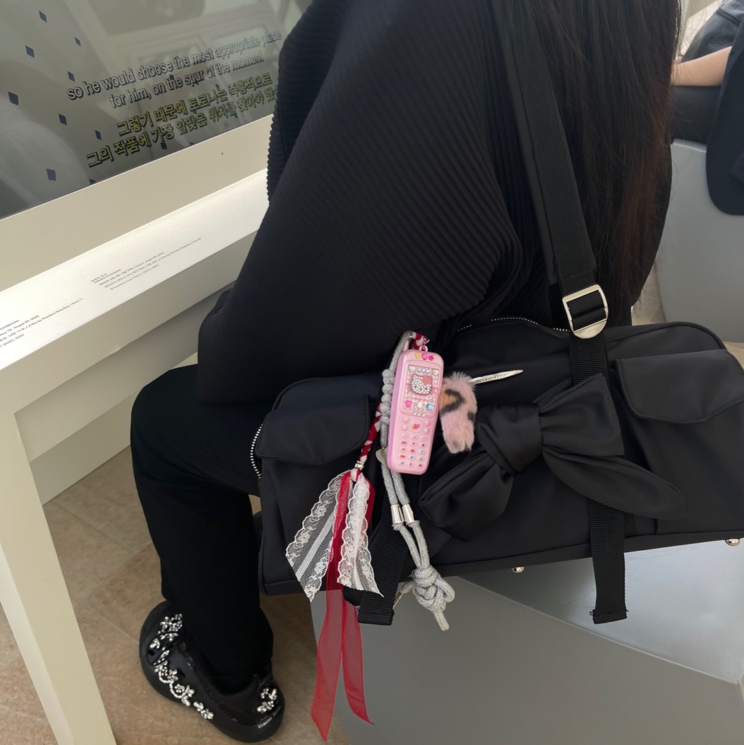 (W) Crocs x Simone Rocha Quick Trail Low Black 착용 스타일