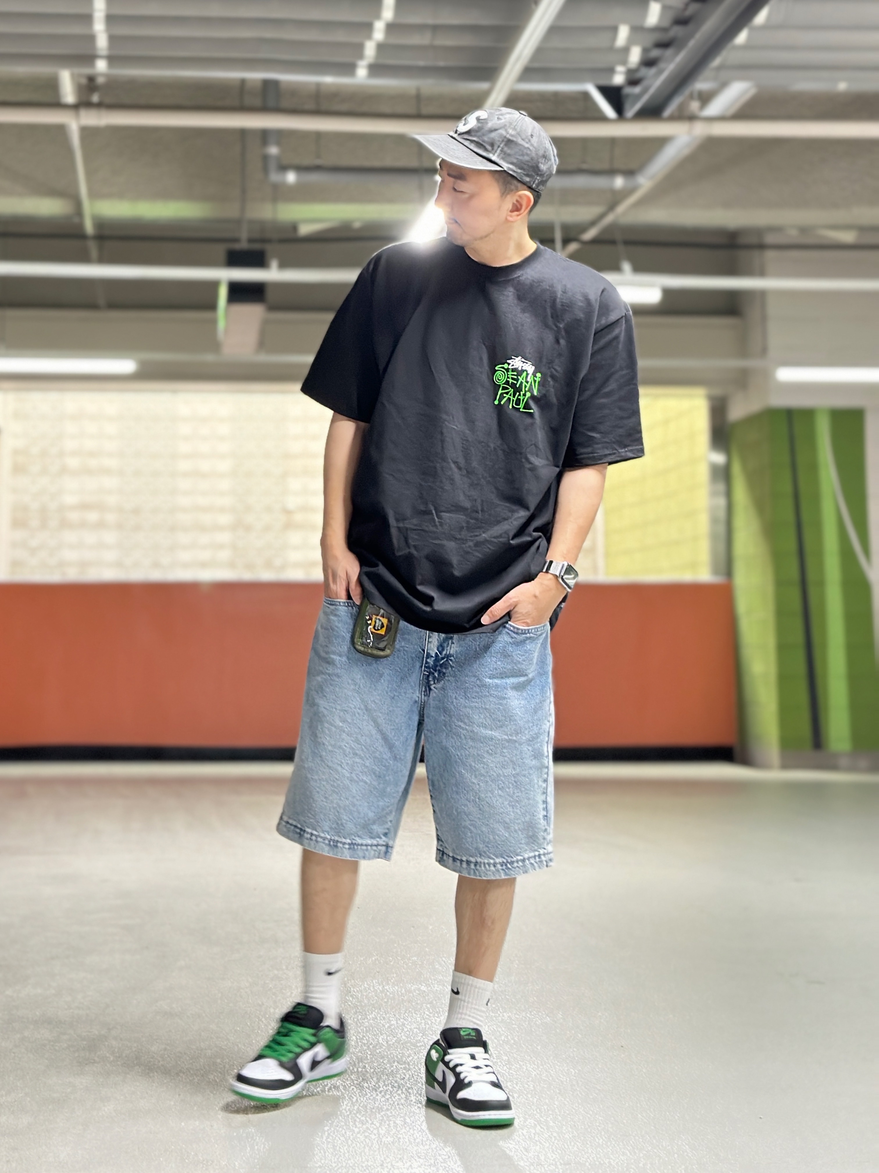 Supreme Pigment Canvas S Logo 6-Panel Black - 23SS, Stussy x Sean Paul T-Shirt Black 착용 스타일