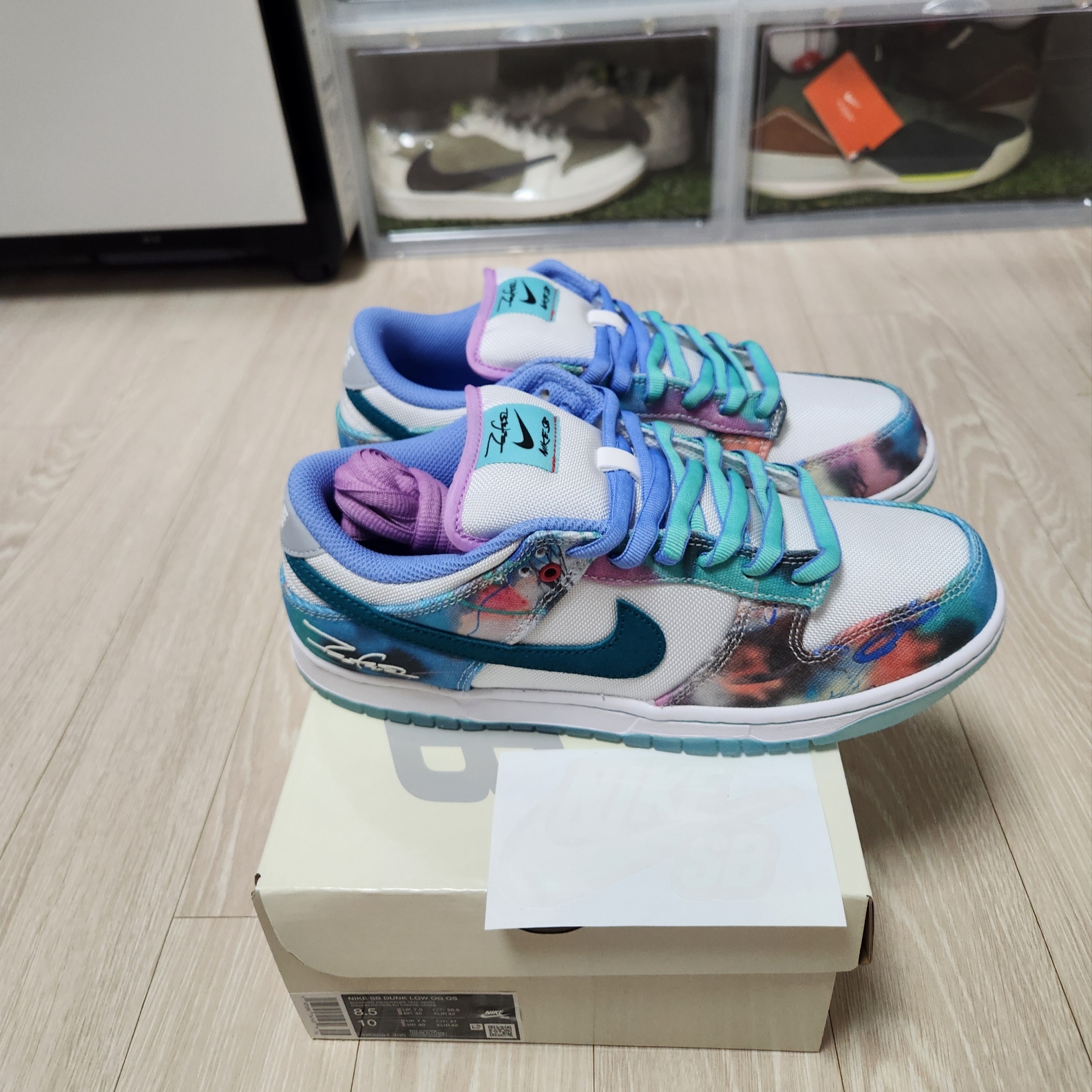 Nike x Futura Laboratories SB Dunk Low OG QS White and Geode Teal 착용 스타일 - 2