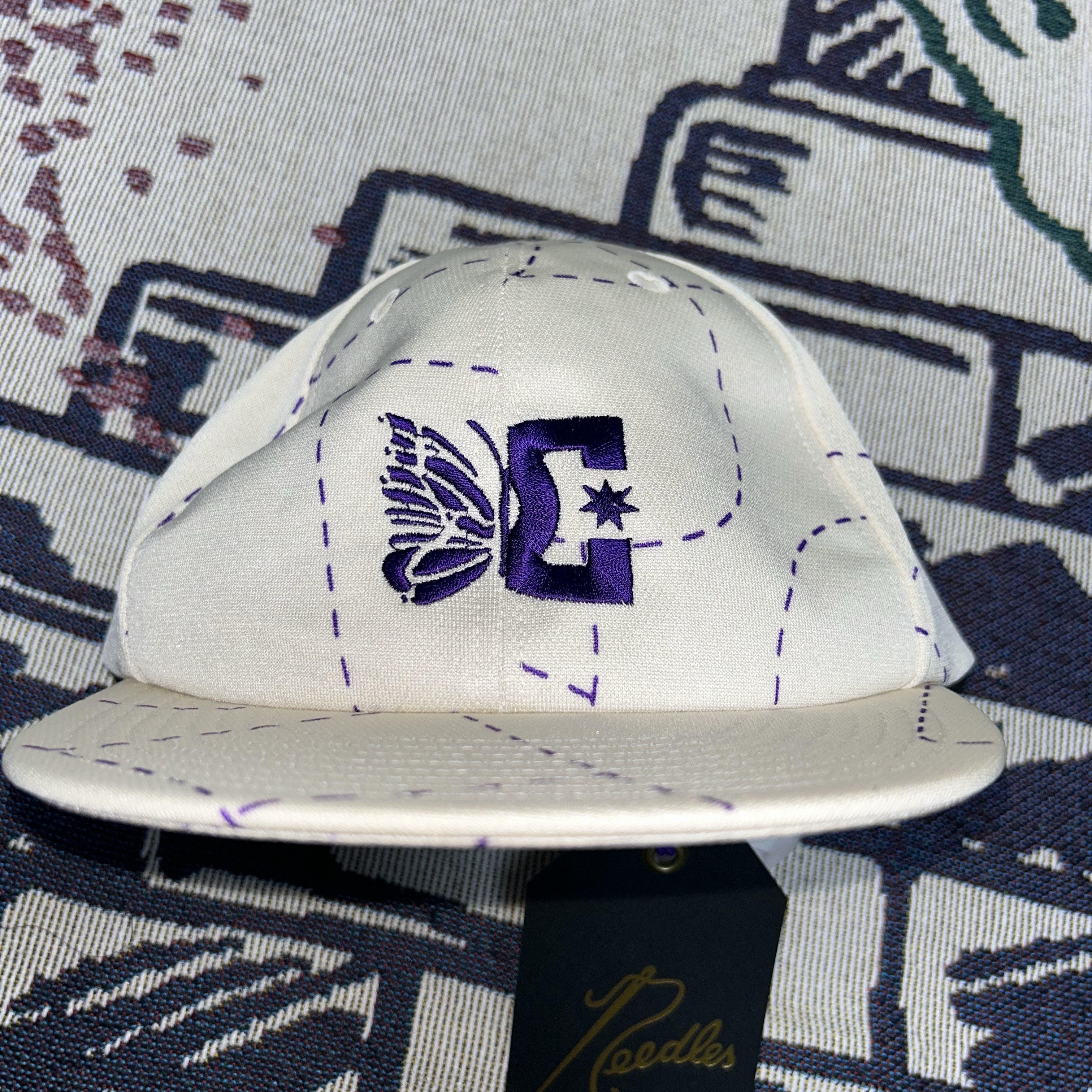 Needles x DC Shoes Poly Smooth Printed Baseball Cap Ivory 착용 스타일 - 5