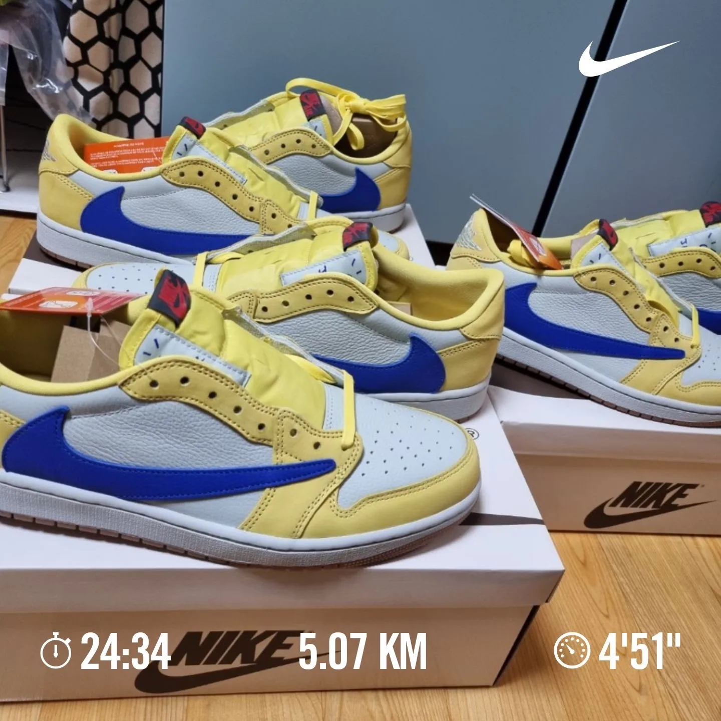 (W) Jordan 1 x Travis Scott Retro Low OG SP Canary 착용 스타일