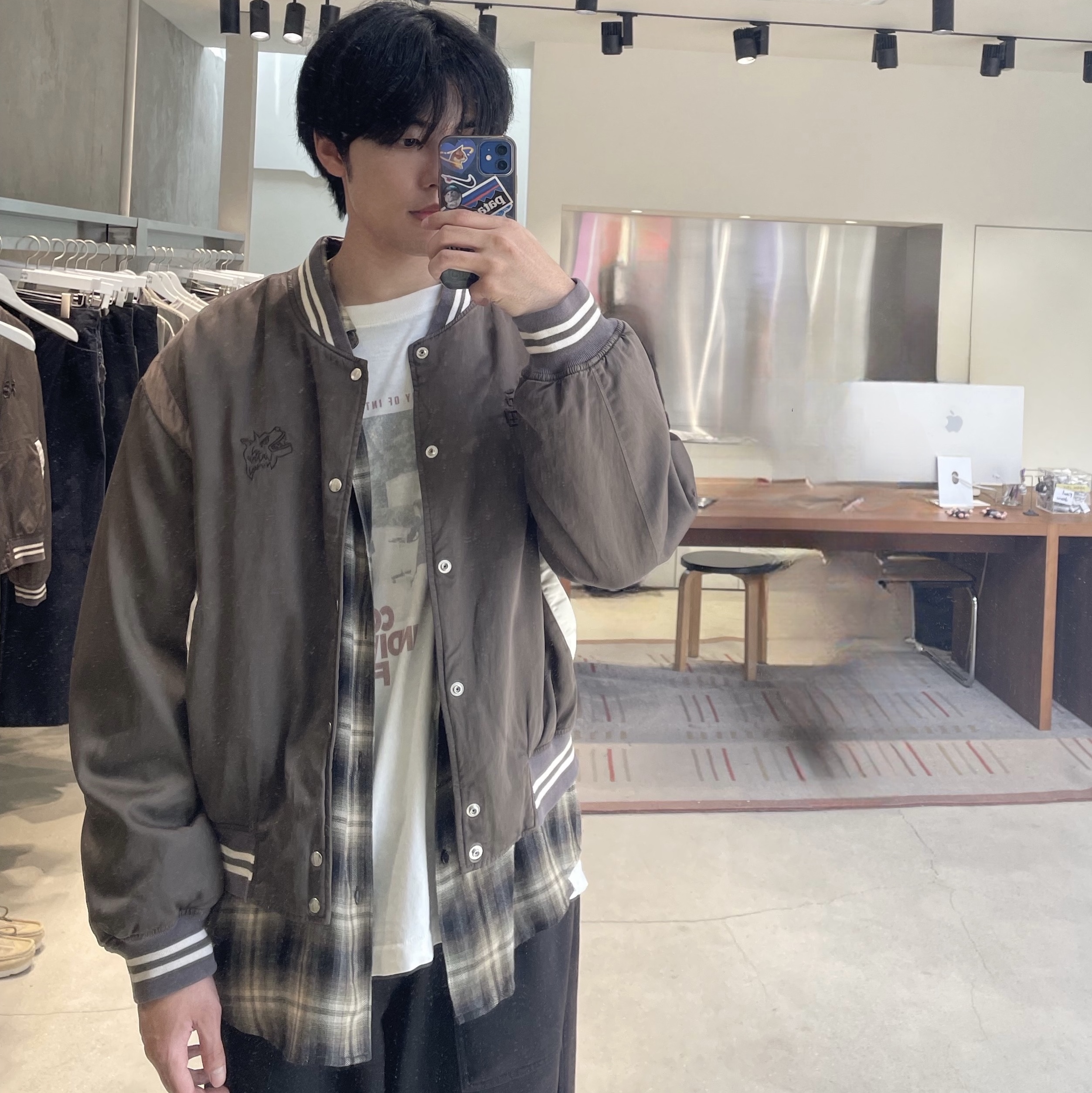 Polyteru x HANK Rayon Varsity Olive - 24SS, Polyteru 1011 Fatigue Sweatpants 1.2v Bleached Black 착용 스타일