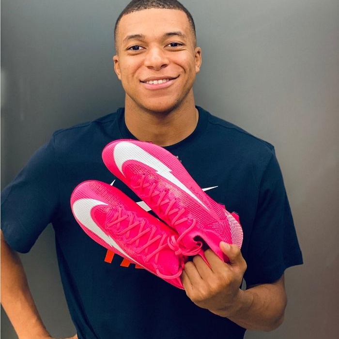 Nike Mercurial Vapor 13 Elite FG Pink Blast White 착용 스타일 - 1