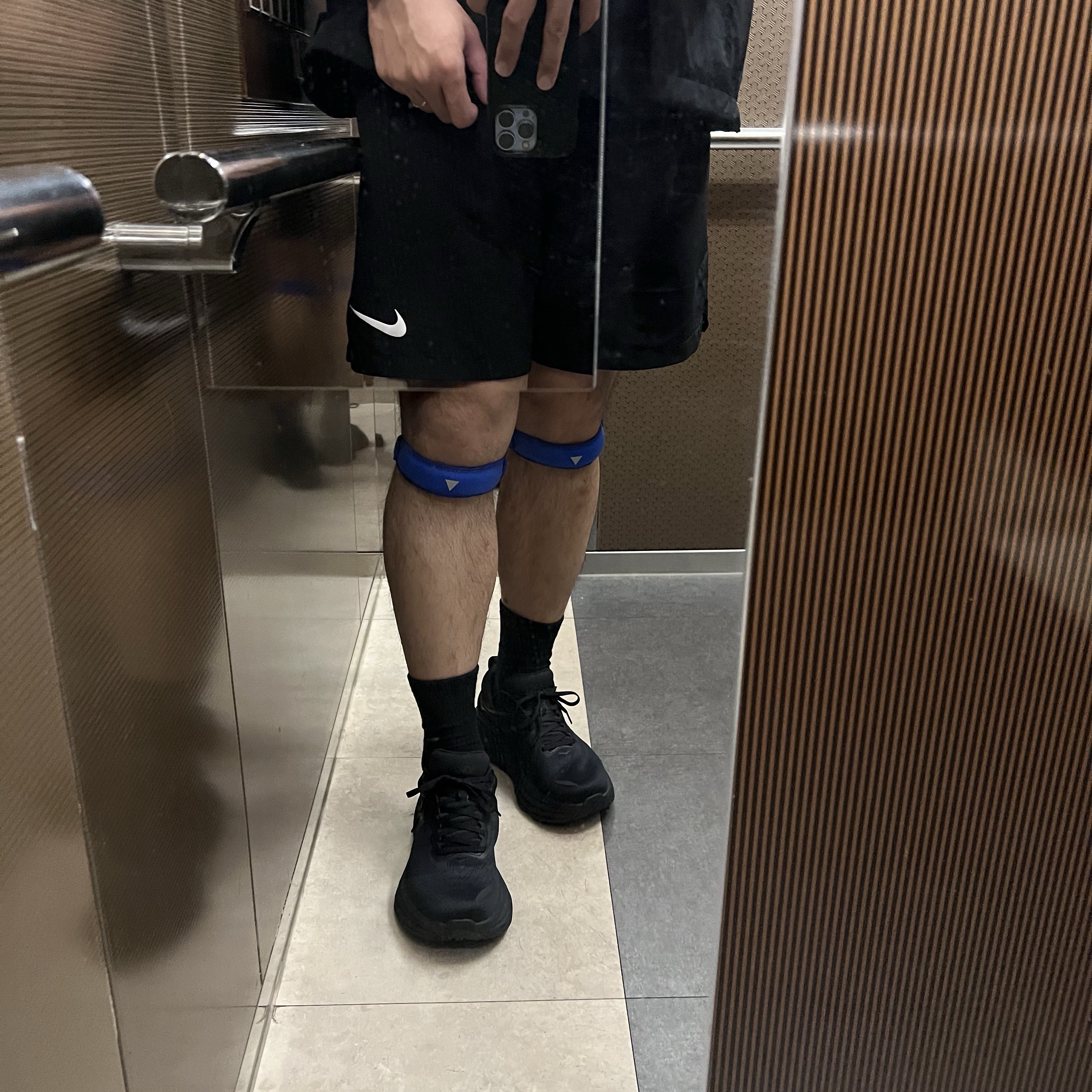 Hoka Bondi 8 Wide Black - 24SS 착용 스타일