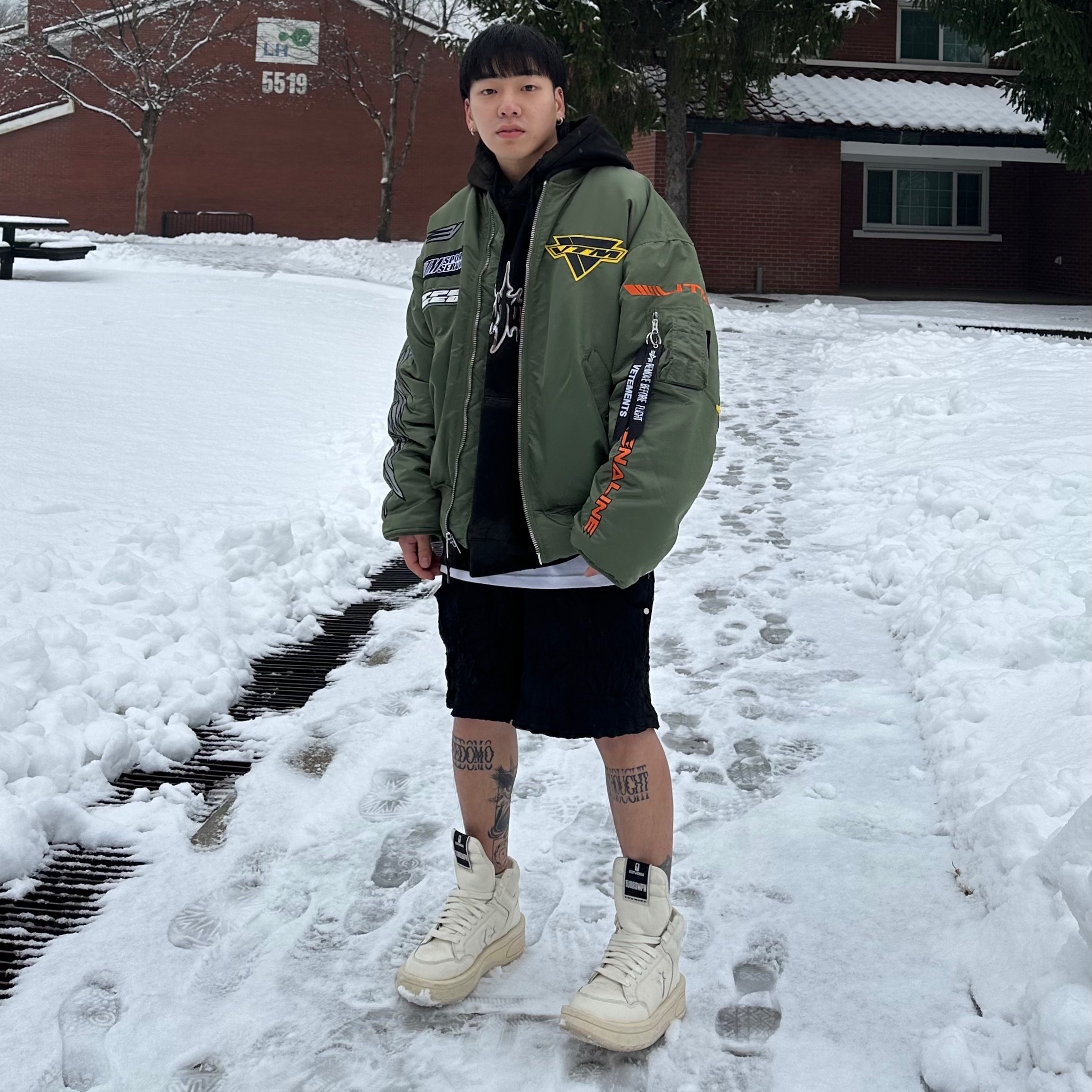 Converse x Drkshdw Turbowpn Egret 착용 스타일 - 1