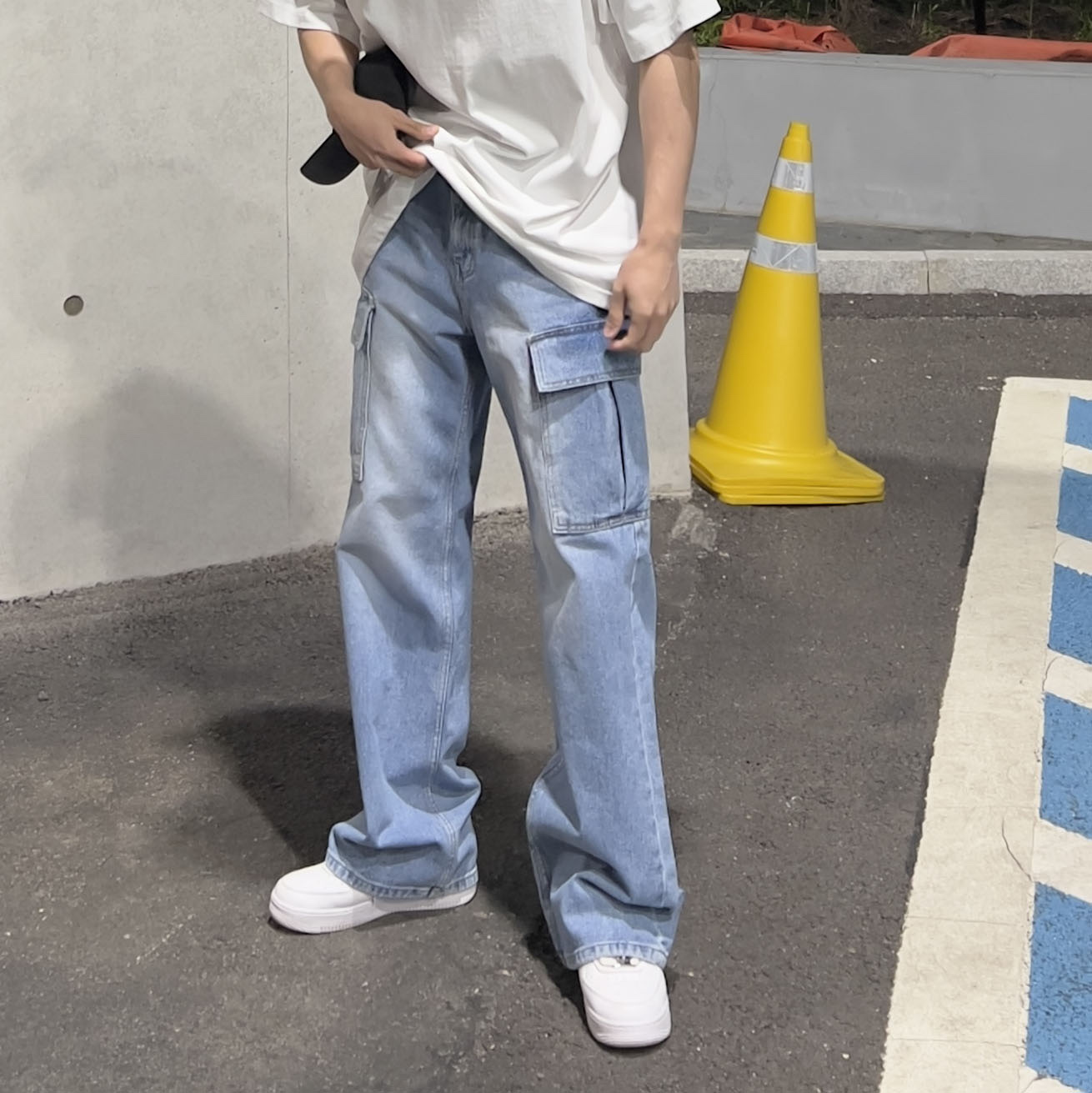 Nike Air Force 1 '07 Low White, Nike x Supreme Air Force 1 Low White 착용 스타일 - 2