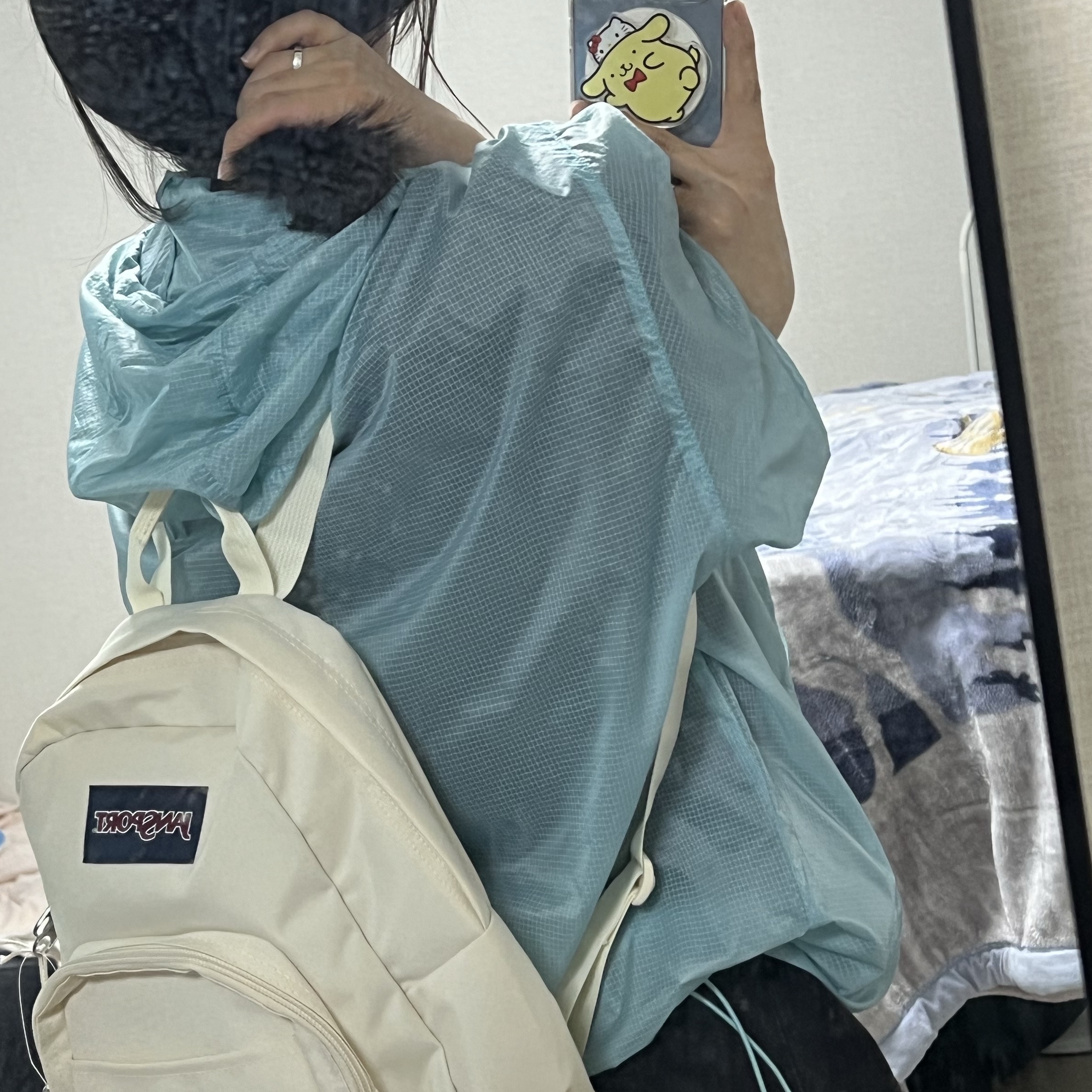 Jansport Half Pint Mini Backpack Coconut 착용 스타일 - 1