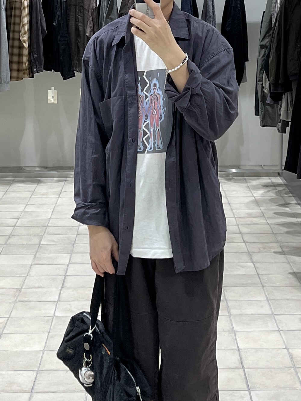 Polyteru Tenco Loosed Shirt 2.0 Dyed Purple Gray, Polyteru 1/2 Graphic T-Shirt 'Skull Couple' White 착용 스타일 - 1