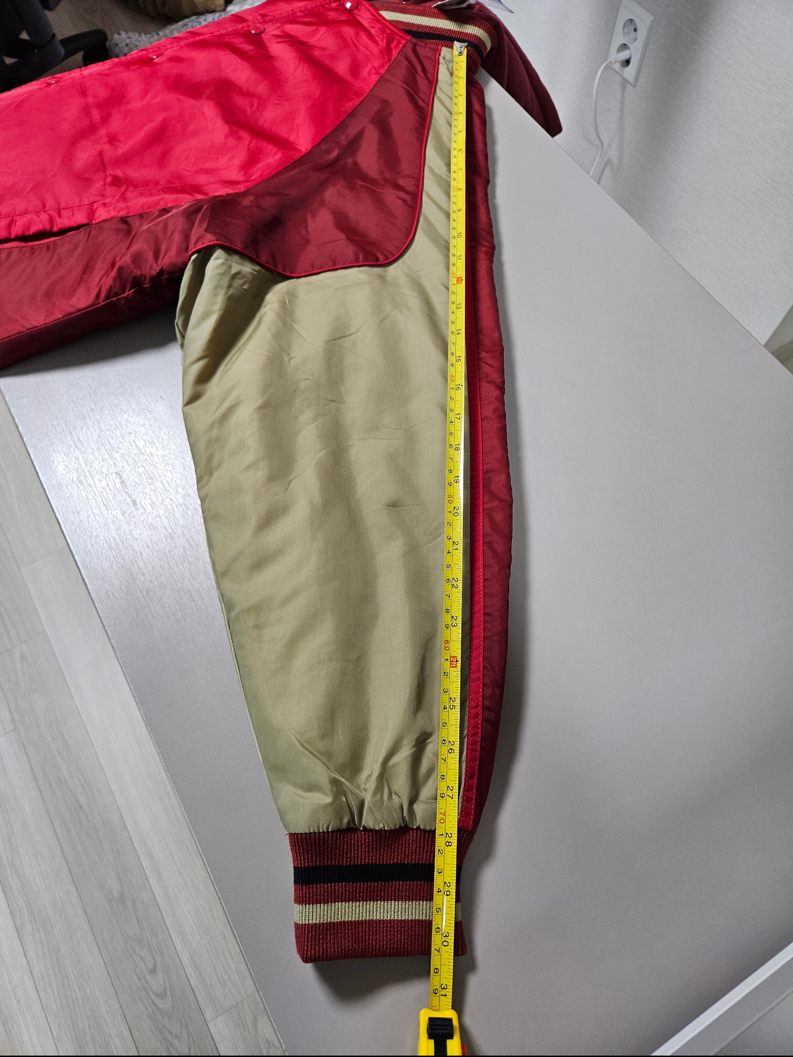 Supreme Hooded Stadium Jacket Red - 24SS 착용 스타일 - 8