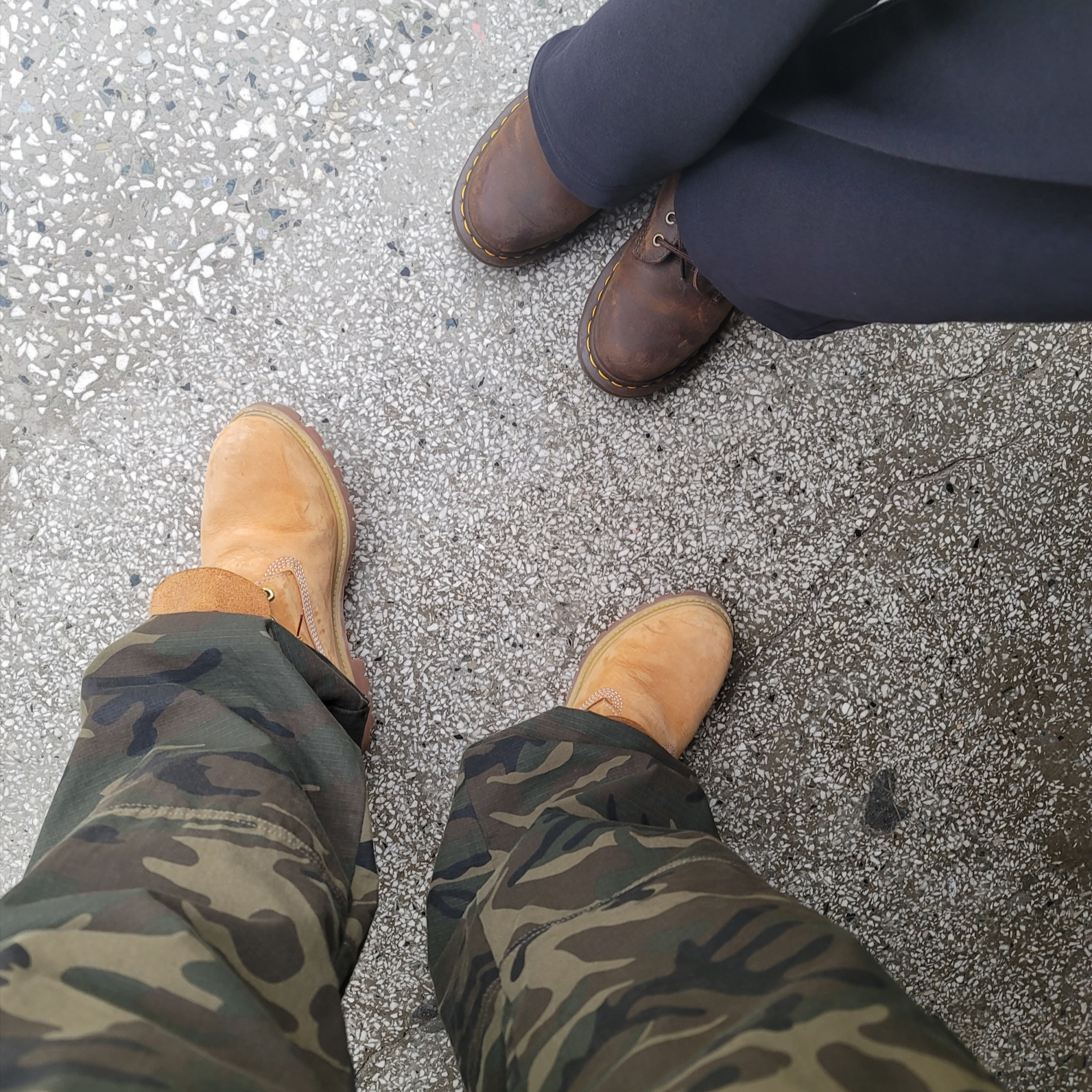 Timberland Premium 6 inch Waterproof Boot Wheat Nubuck - Wide, Dr. Martens 1460 Crazy Horse Brown 착용 스타일