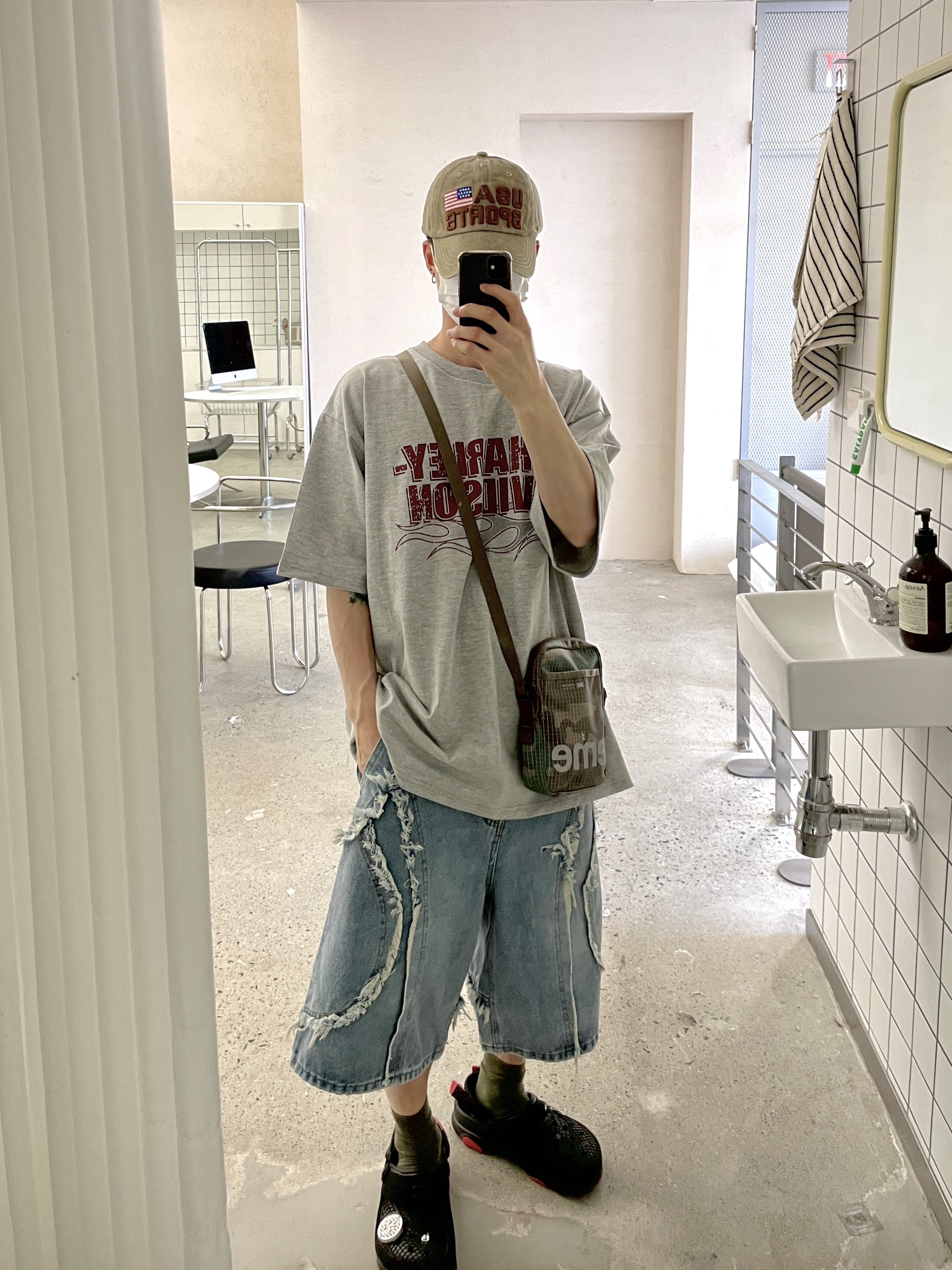 Supreme Shoulder Bag Woodland Camo - 24SS, Crocs x Staple Classic All Terrain Clog Black 착용 스타일