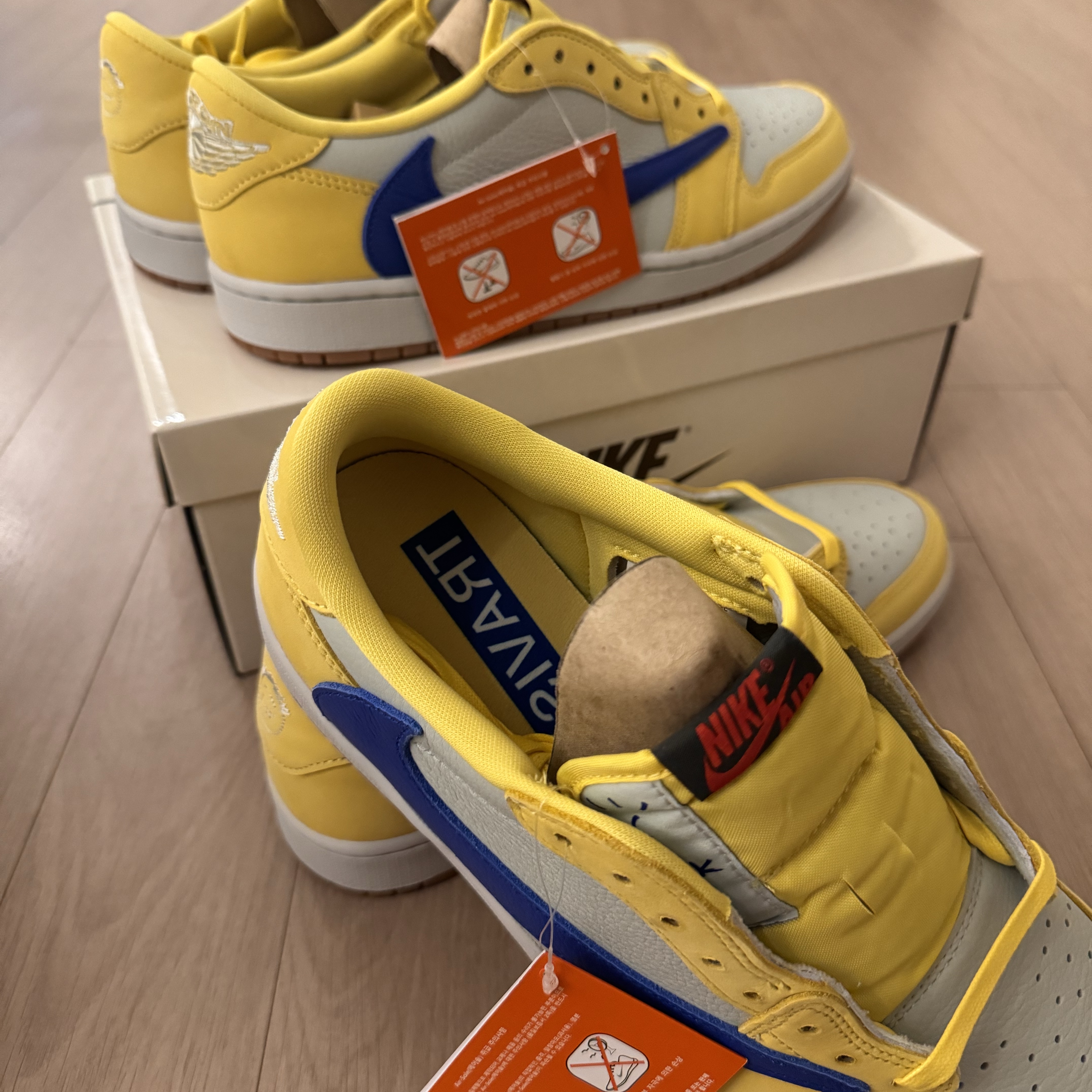 (W) Jordan 1 x Travis Scott Retro Low OG SP Canary 착용 스타일