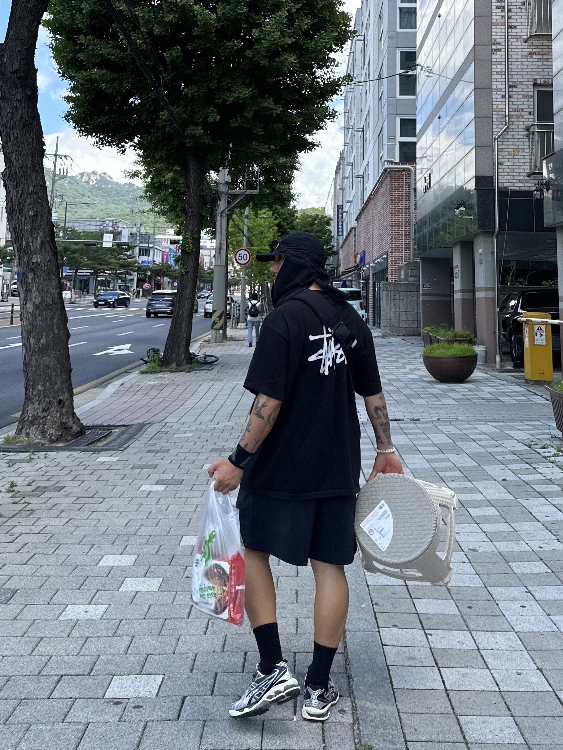 Stussy Basic Stussy T-Shirt Black 2023, Nike ACG Hiking Shorts Black - Asia 착용 스타일 - 2