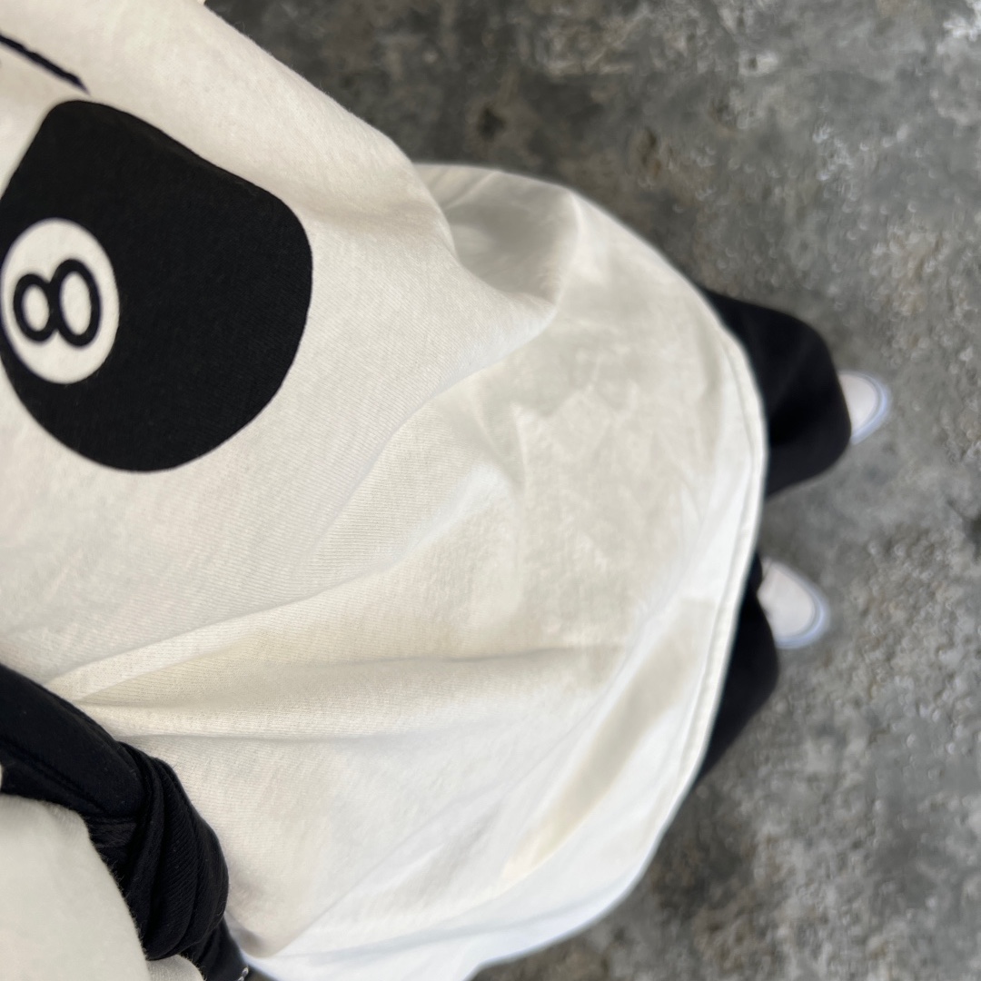 Stussy 8 Ball Pigment Dyed T-Shirt Natural 착용 스타일