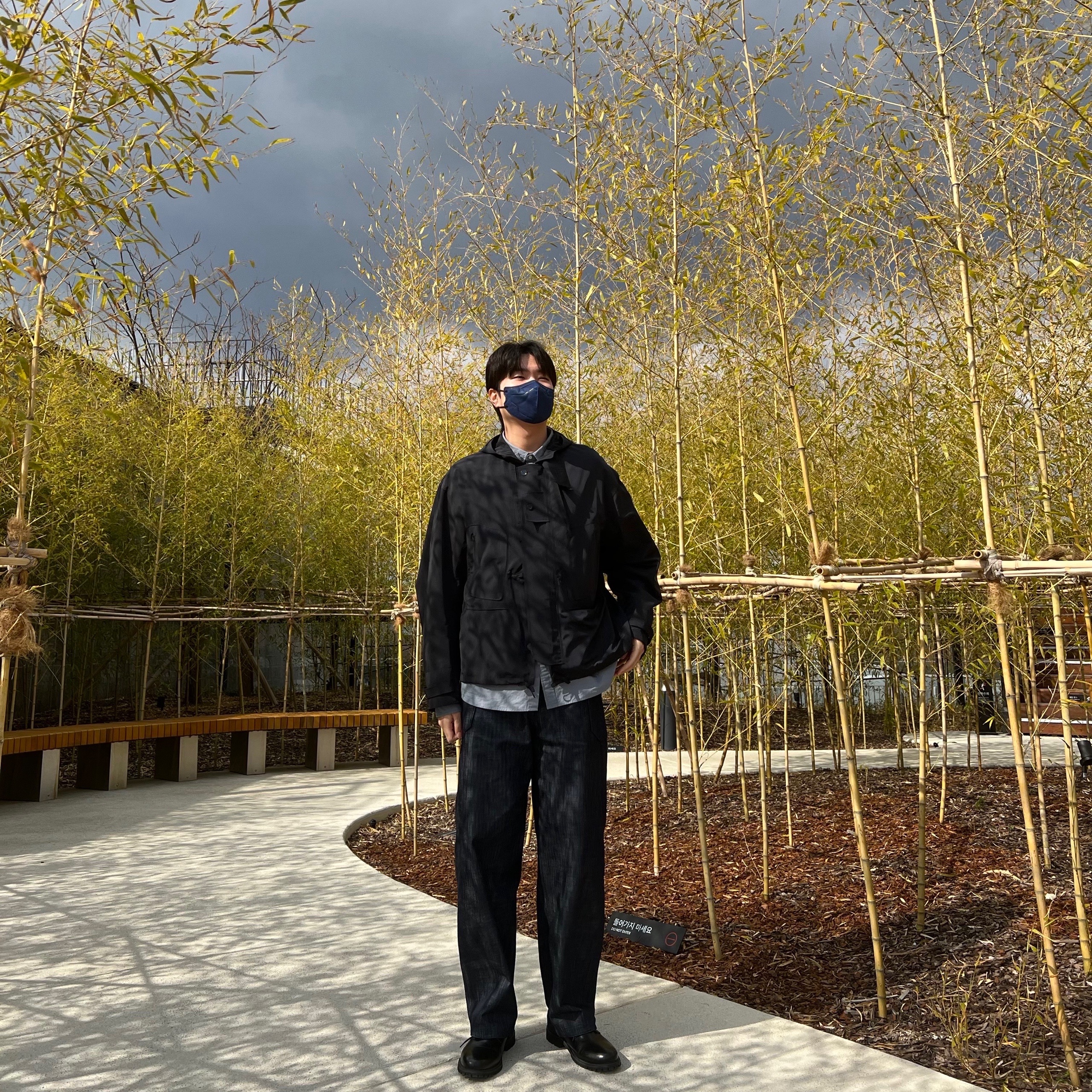 Polyteru Human Index Human Regular 1/2 T-Shirt Dyed Blue, Polyteru Human Index Index Cargo Pants Black 착용 스타일 - 1
