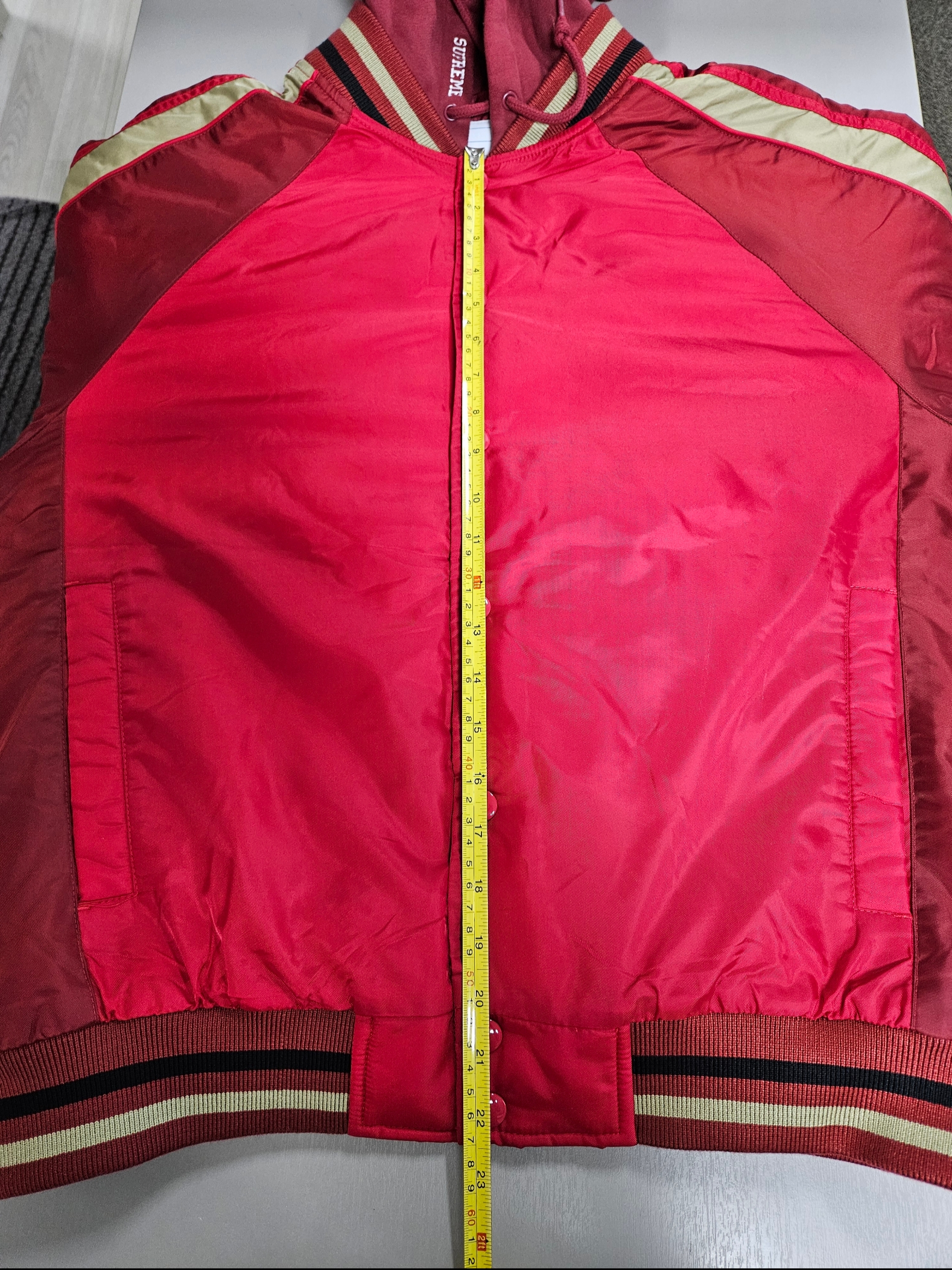 Supreme Hooded Stadium Jacket Red - 24SS 착용 스타일 - 7