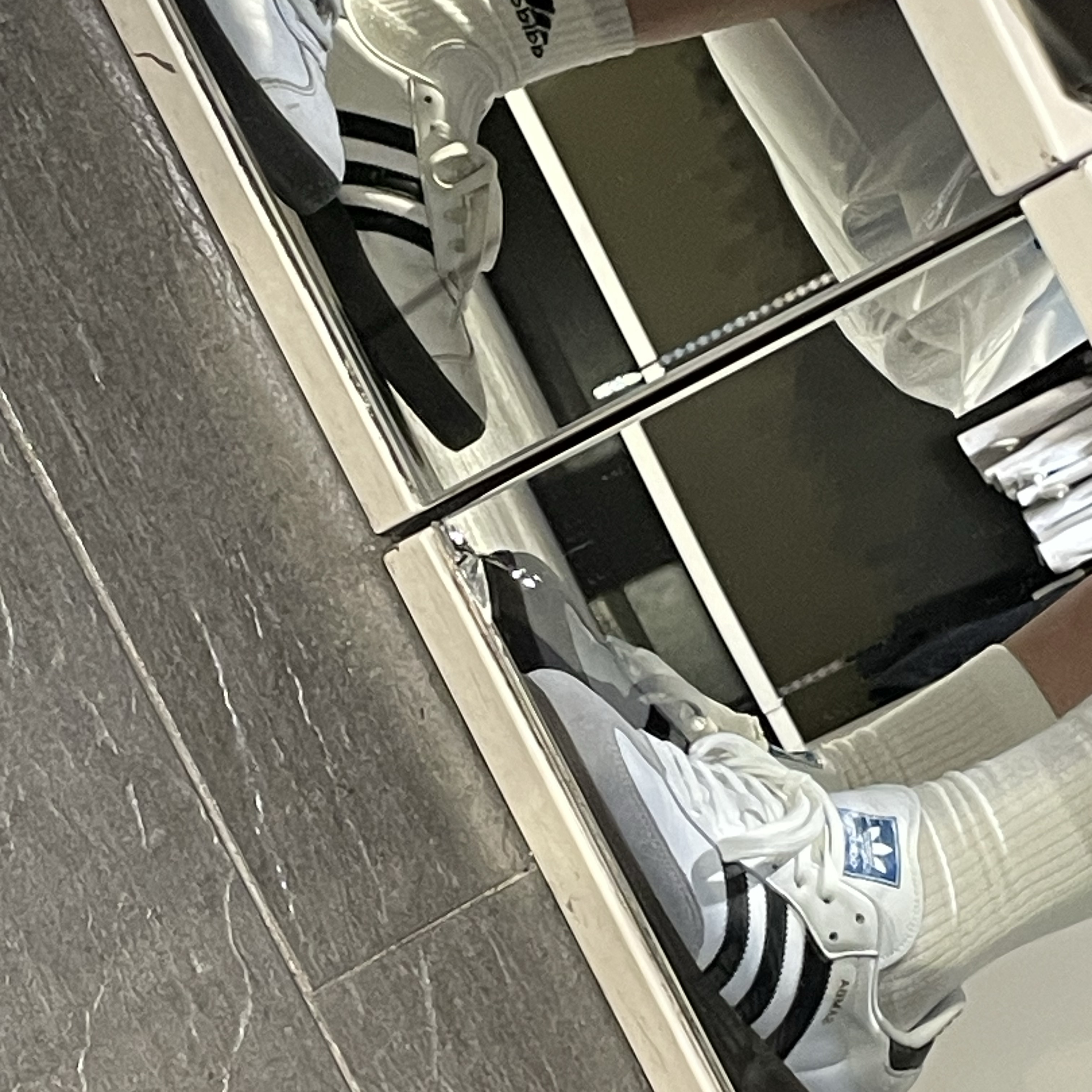 Adidas Samba OG Cloud White 착용 스타일
