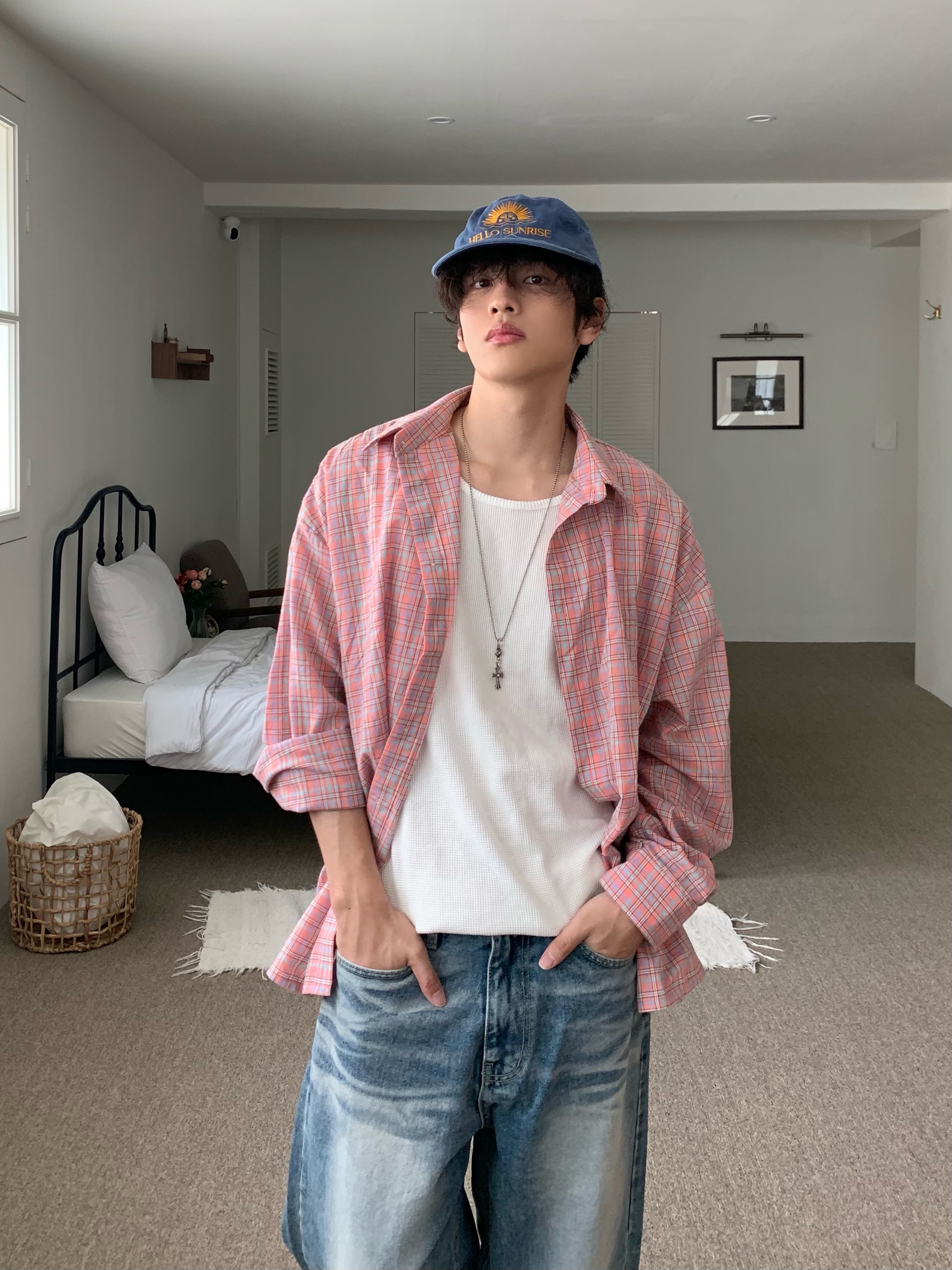 Hello Sunrise Washed OG Logo 6panel Cap Ocean Blue 착용 스타일