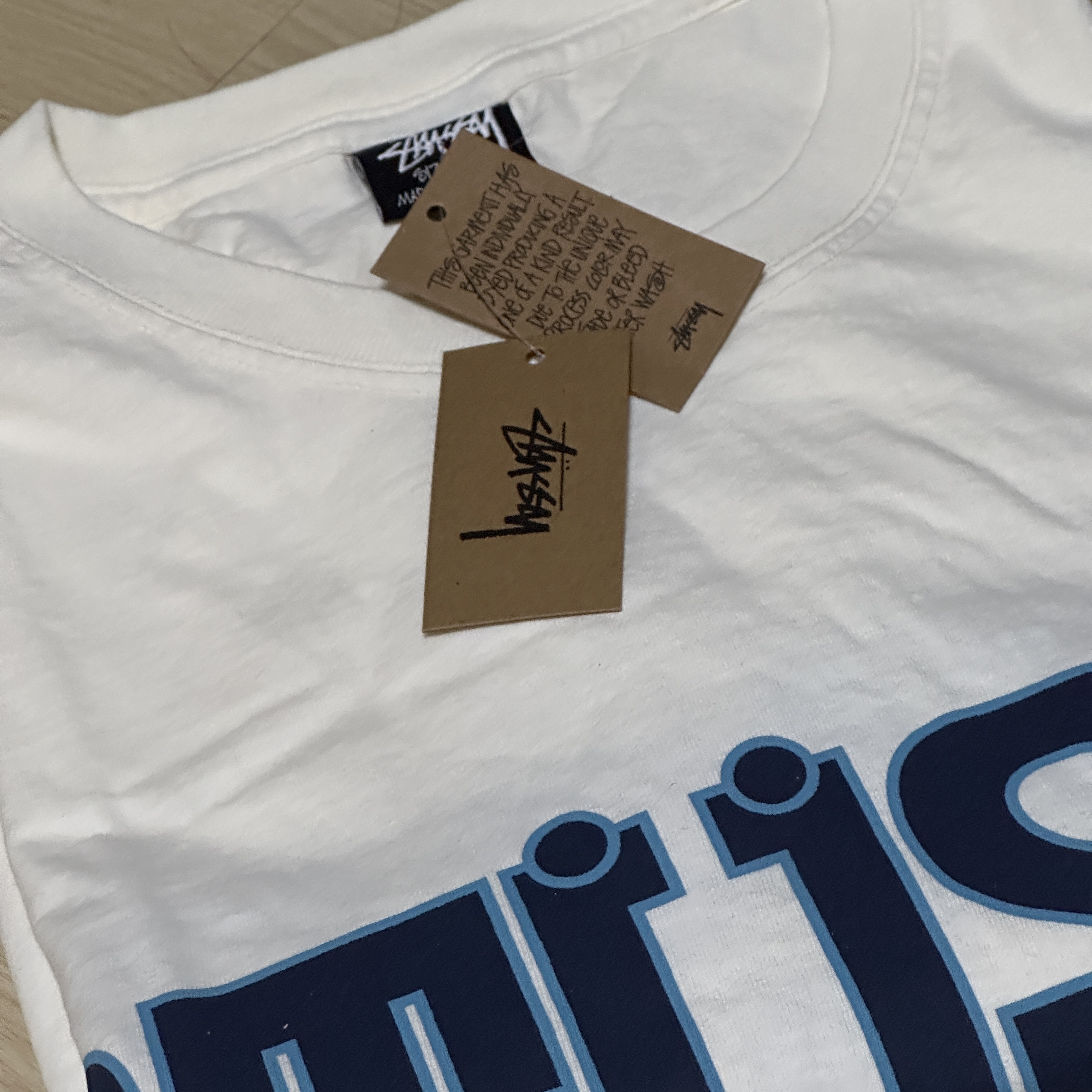 Stussy Burly Threads Pigment Dyed T-Shirt Natural 착용 스타일