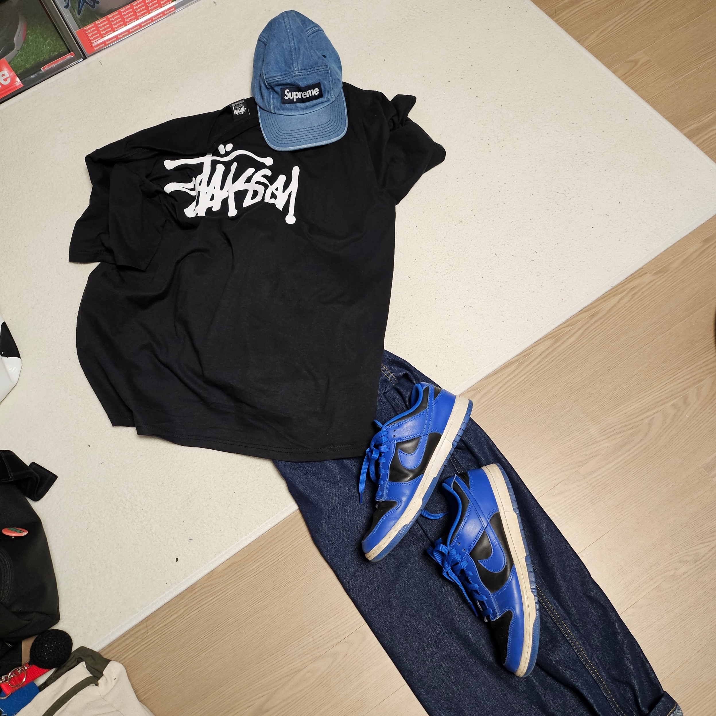 Supreme Washed Chino Twill Camp Cap Denim - 23FW, Stussy Basic Stussy T-Shirt Black 2023 착용 스타일 - 5