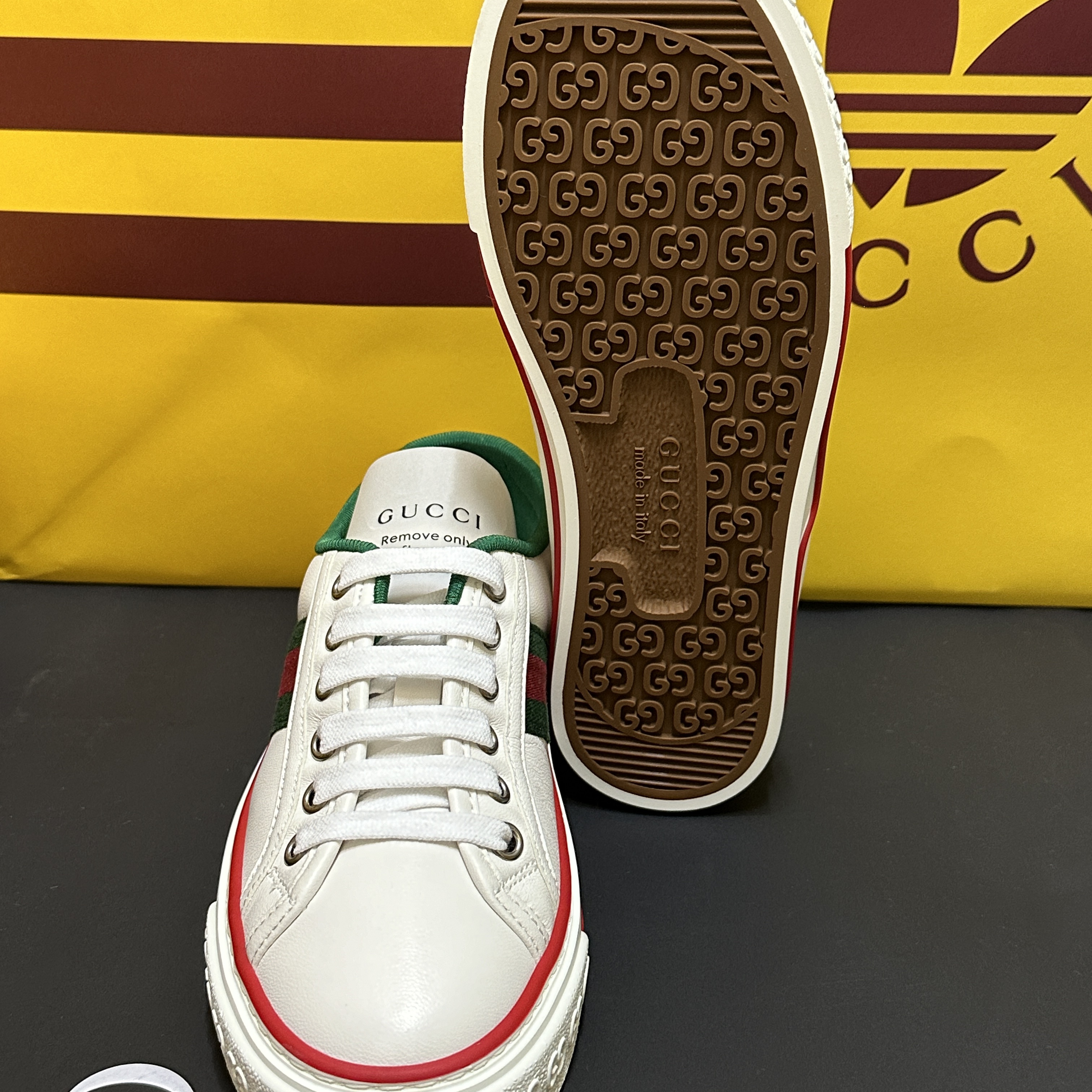 (W) Gucci Tennis 1977 Sneakers White 착용 스타일 - 4