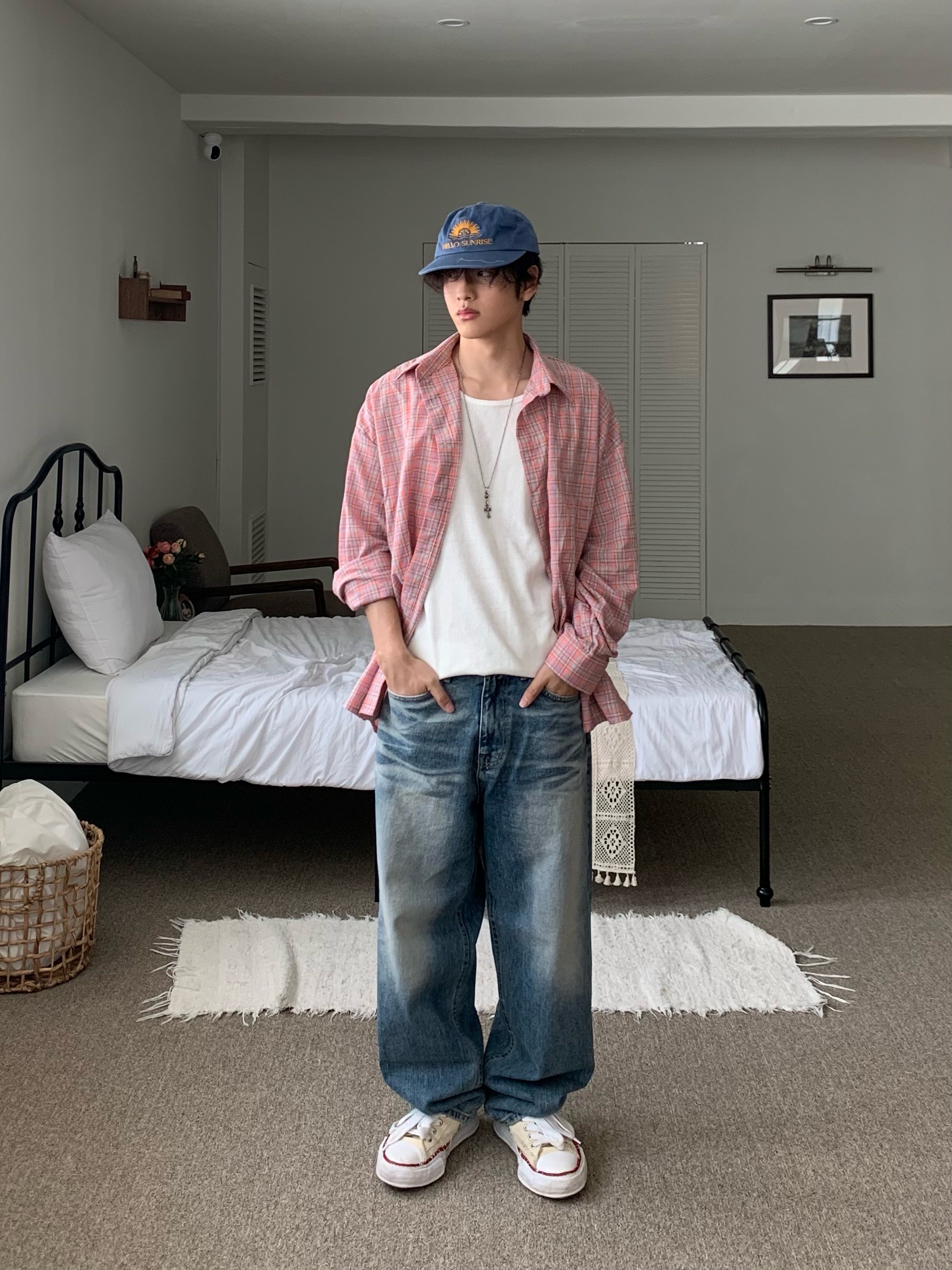 Maison Mihara Yasuhiro Peterson OG Sole Canvas Low-top Sneakers Natural, Hello Sunrise Washed OG Logo 6panel Cap Ocean Blue 착용 스타일