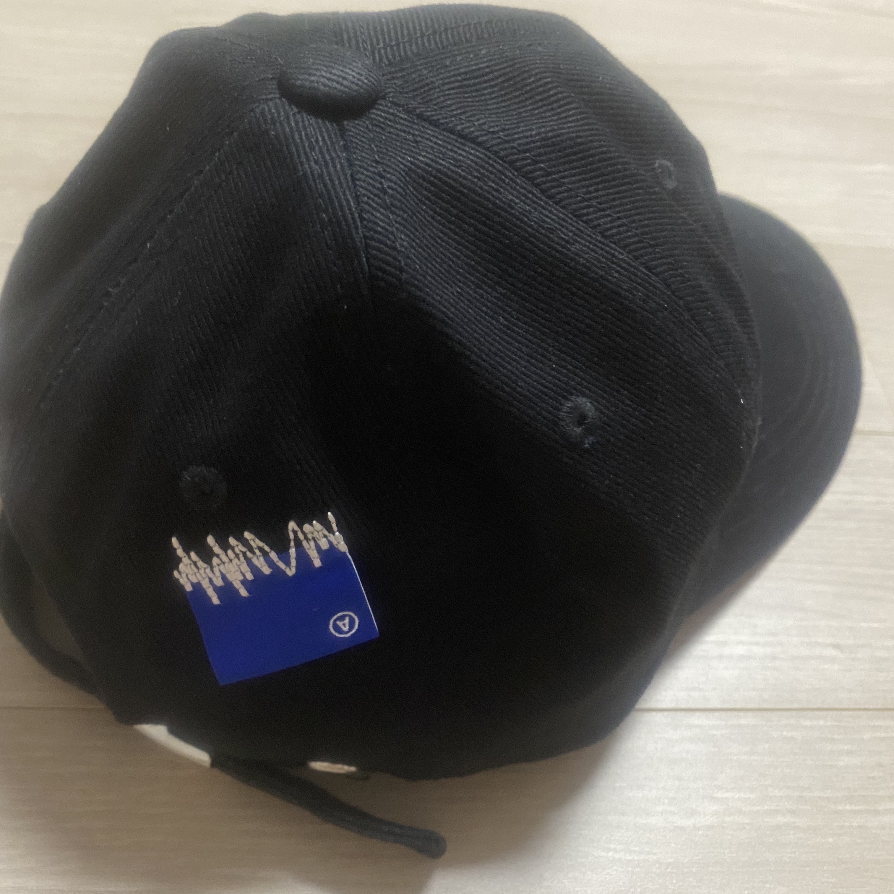 Ader Error Sig; TRS Tag Cap 01 Noir 착용 스타일