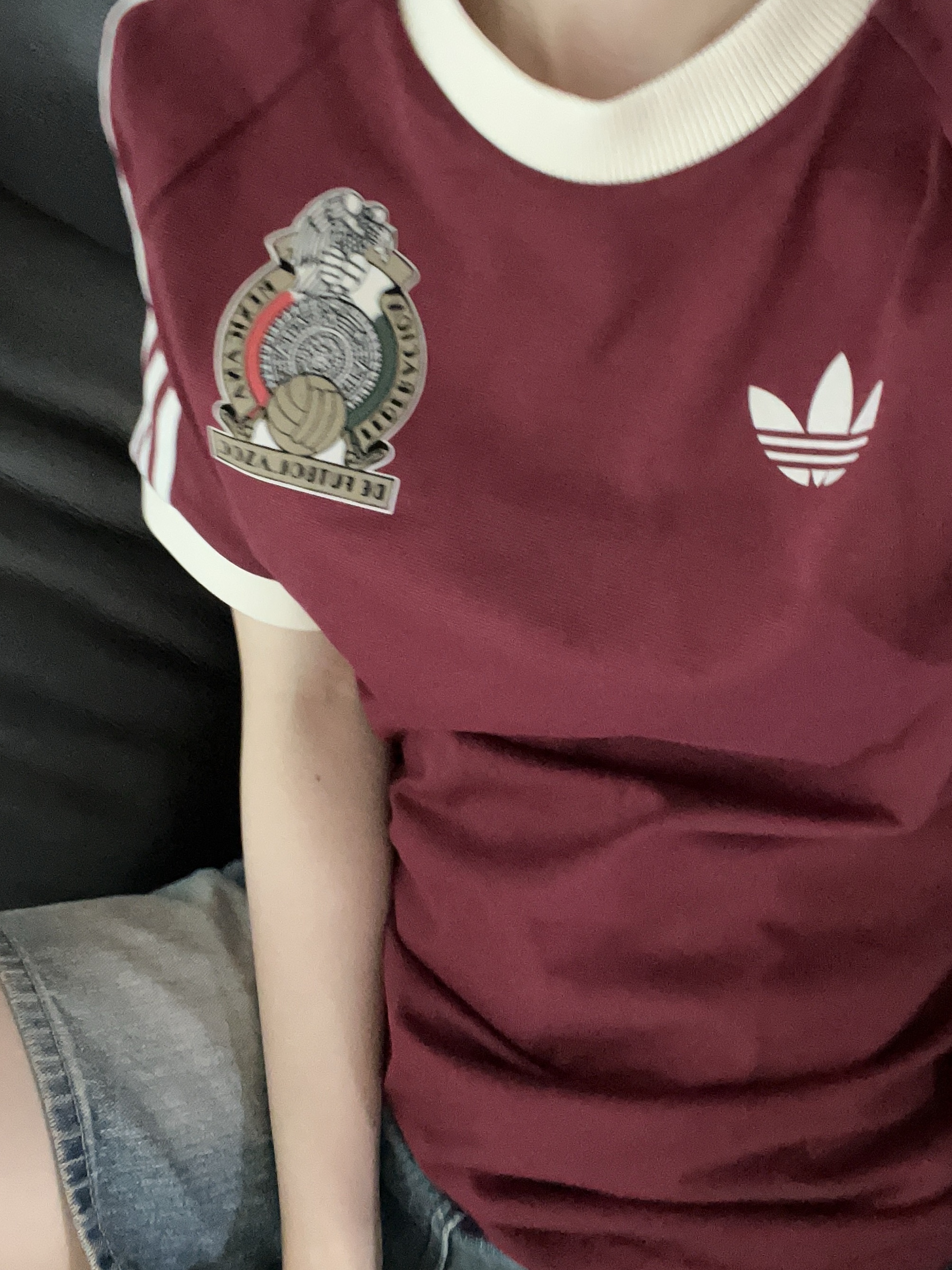 Adidas Mexico Adicolor 3S T-Shirt Noble Maroon - KR Sizing, Adidas Mexico Adicolor 3S T-Shirt Noble Maroon - US Sizing 착용 스타일