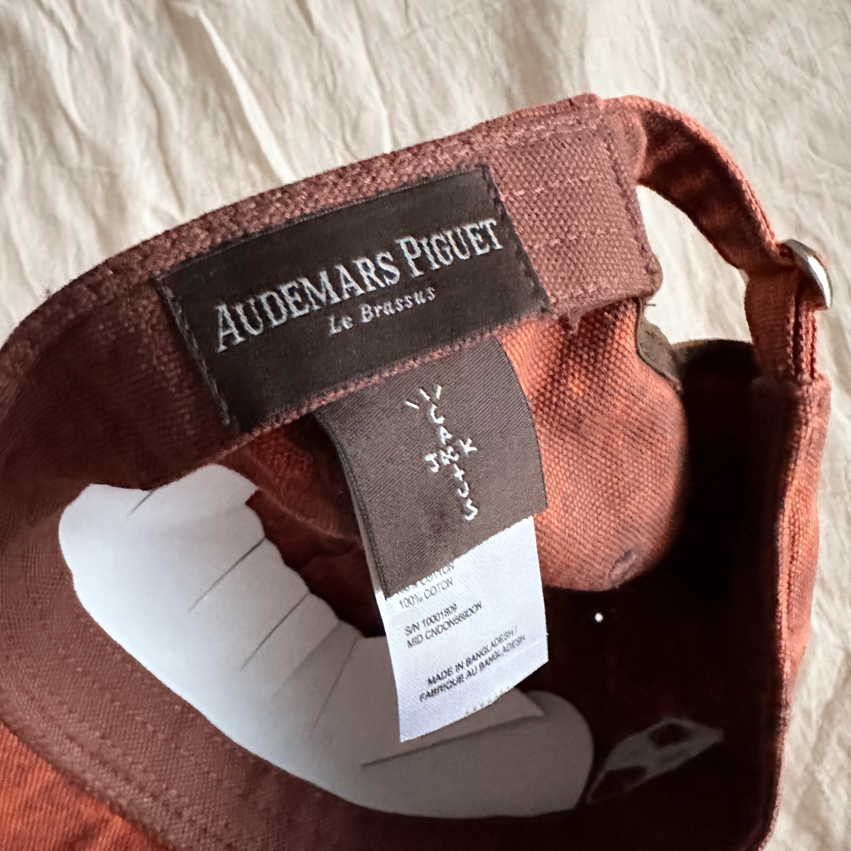 Travis Scott Cactus Jack x Audemars Piguet Hat I Brown 착용 스타일 - 4