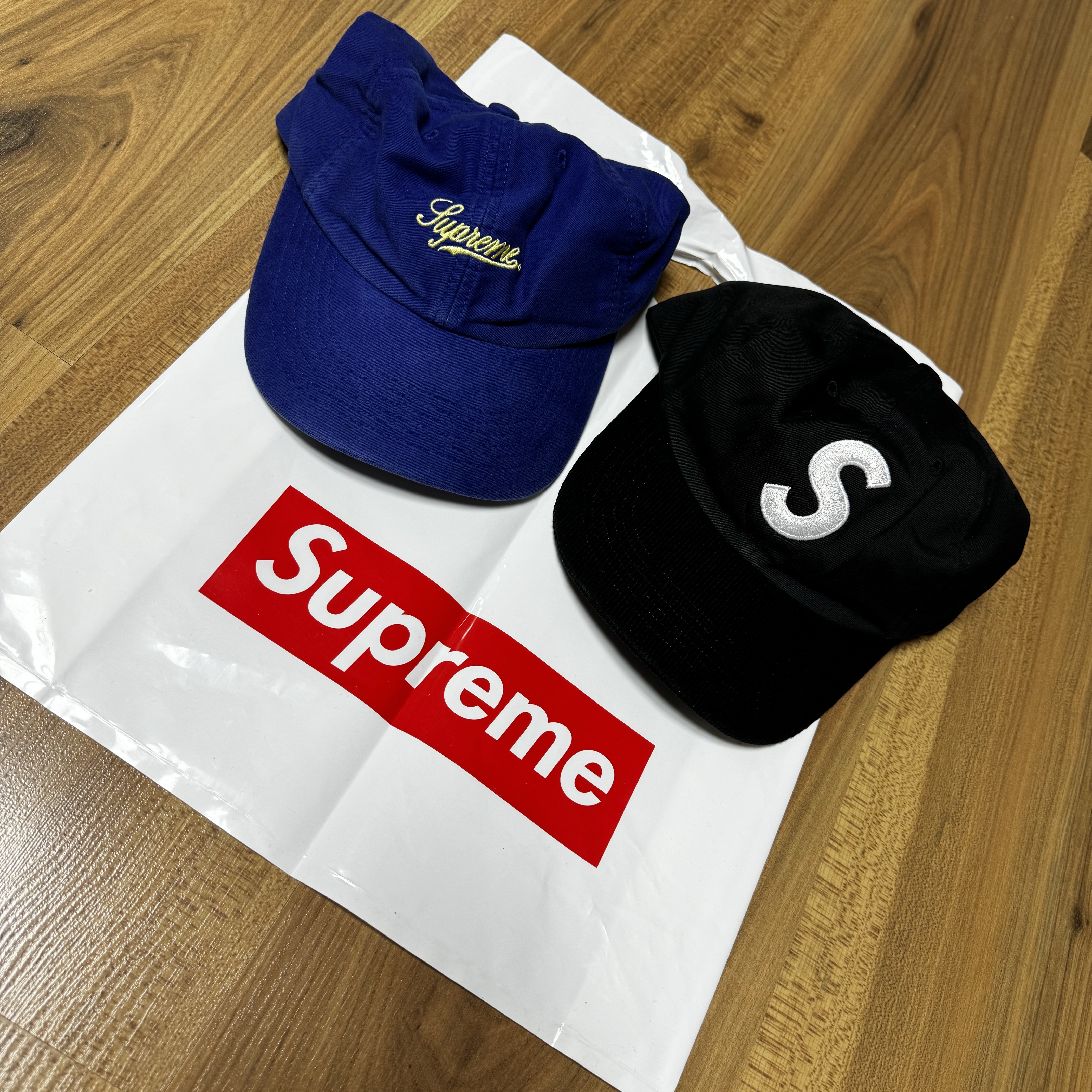 Supreme 2-Tone S Logo 6-Panel Black - 24SS 착용 스타일