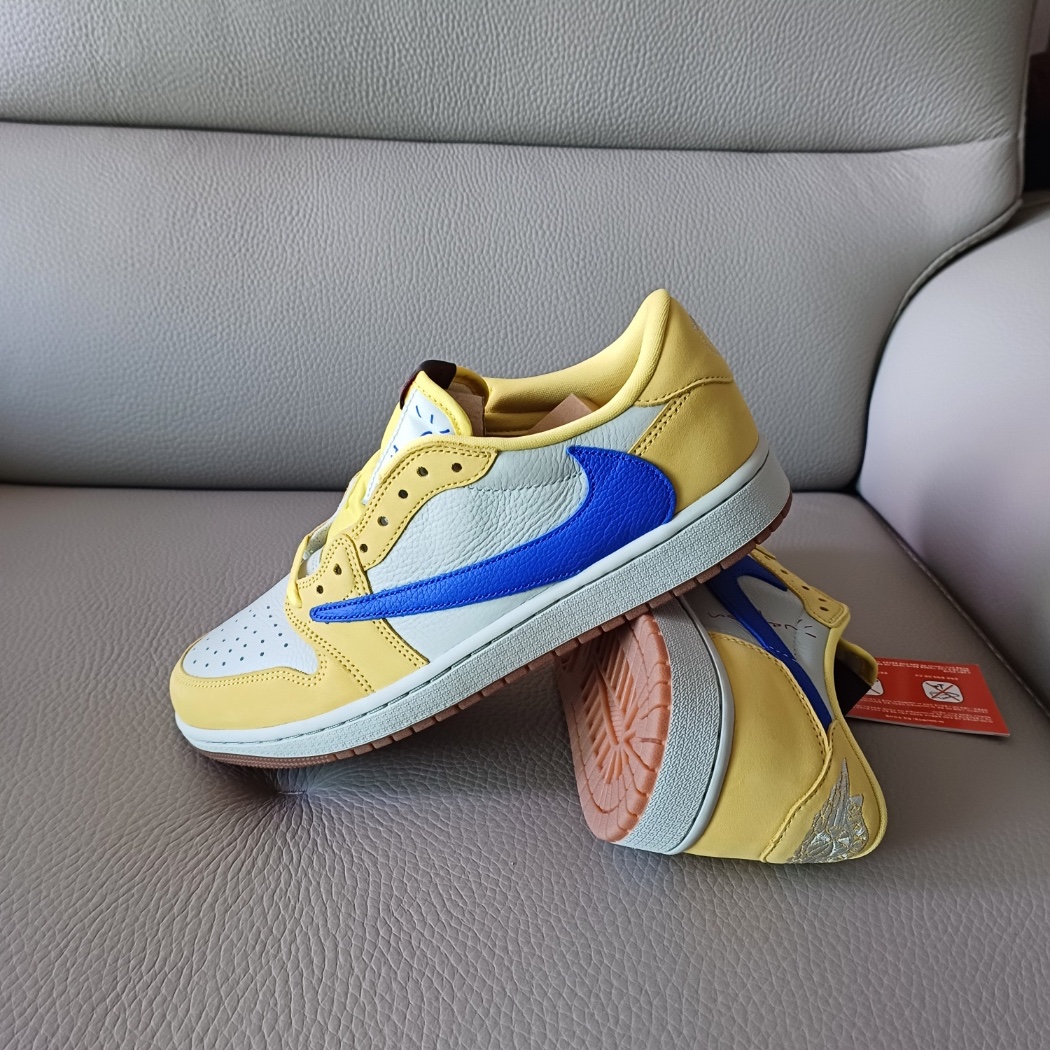 (W) Jordan 1 x Travis Scott Retro Low OG SP Canary 착용 스타일