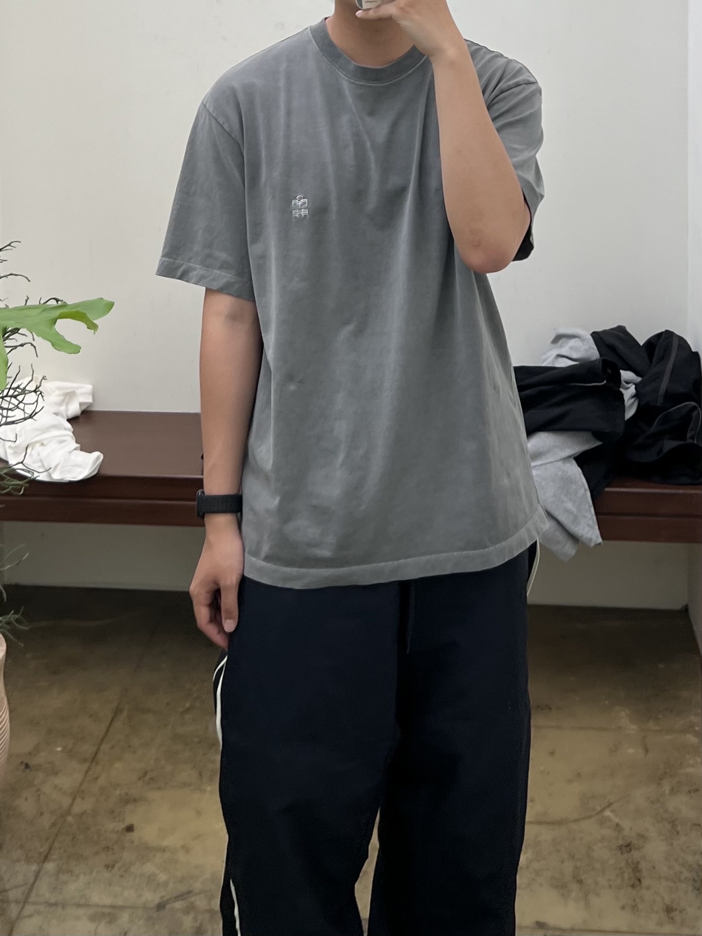 Polyteru Human Index Human Regular 1/2 T-Shirt Dyed Blue, Polyteru 1011 Nylon Track Pants Dark Navy - 24SS 착용 스타일 - 4