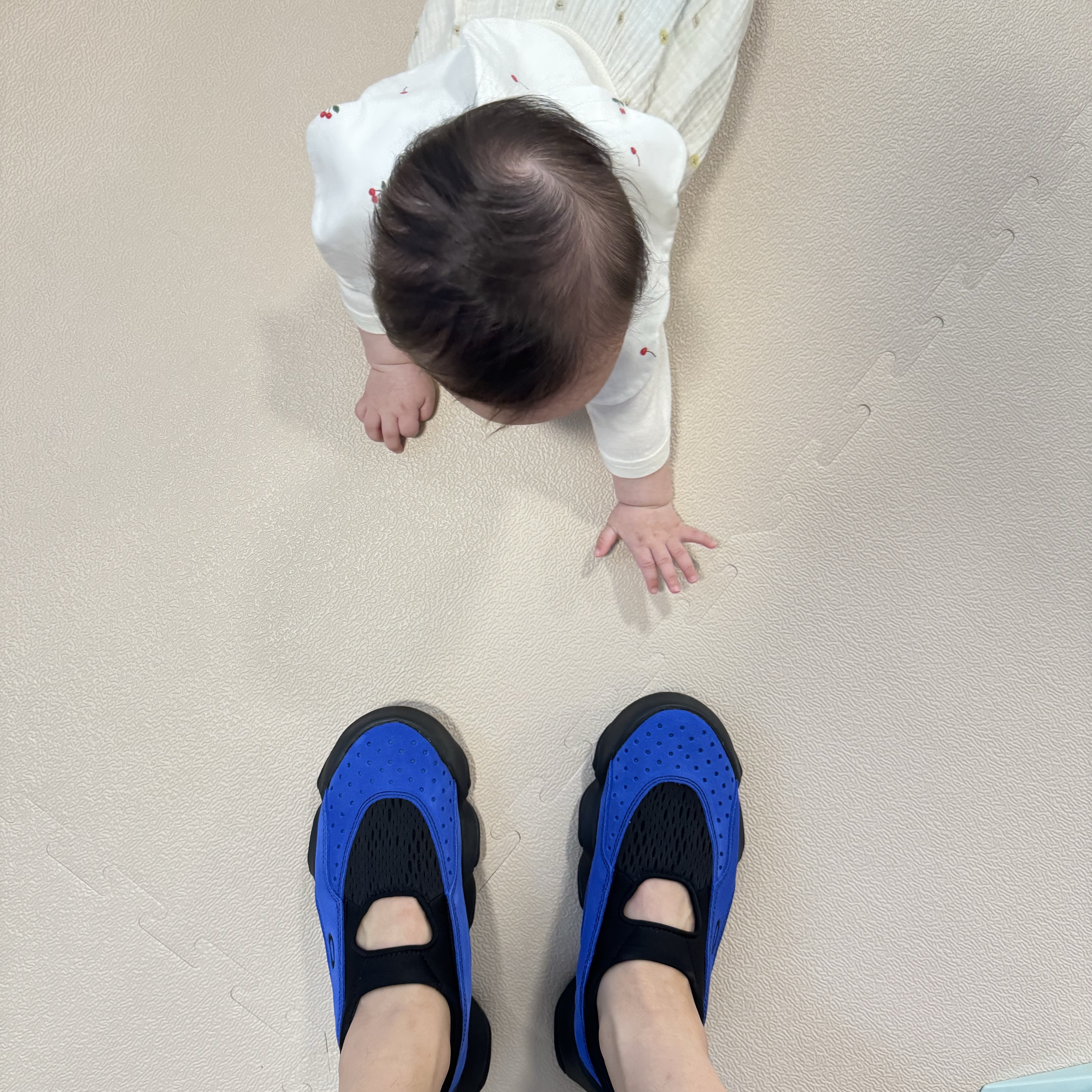 Oakley Factory Team x Brain Dead Flesh Sandal Electric Blue Black 착용 스타일