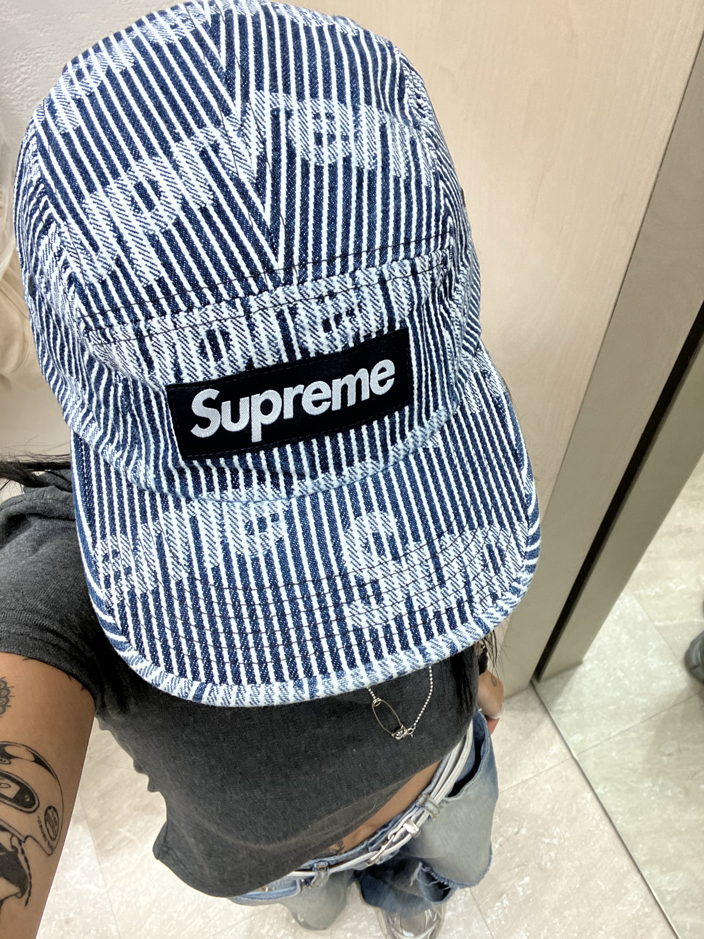 Supreme Denim Camp Cap Stripe - 24SS 착용 스타일