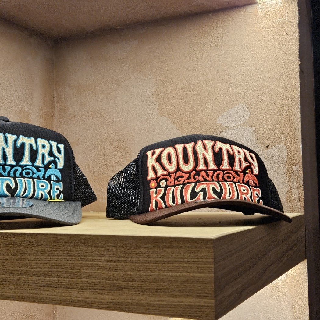Kapital Kountry Kounter Kulture Trucker Cap Black Blue, Kapital Kountry Kounter Kulture Trucker Cap Black Red 착용 스타일
