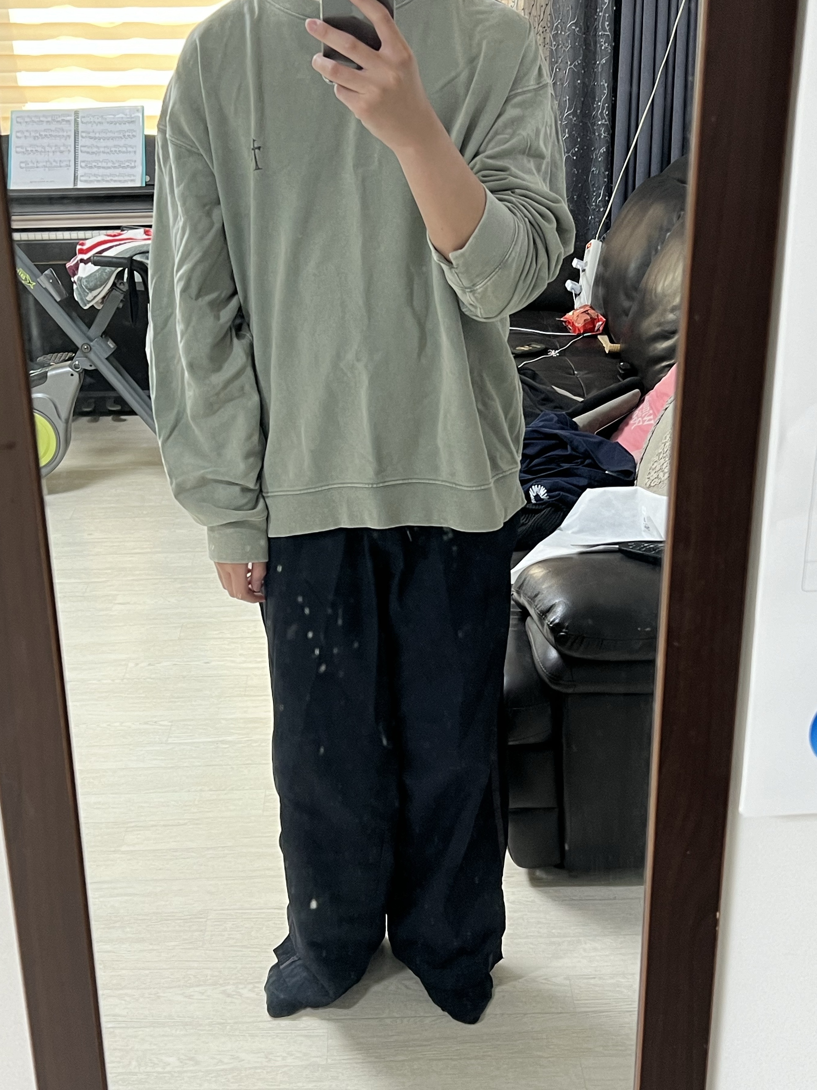 Polyteru Human Index Human Loosed Half Zip Knit Gray, Polyteru Human Index Index Track Pants Black/White 착용 스타일 - 1