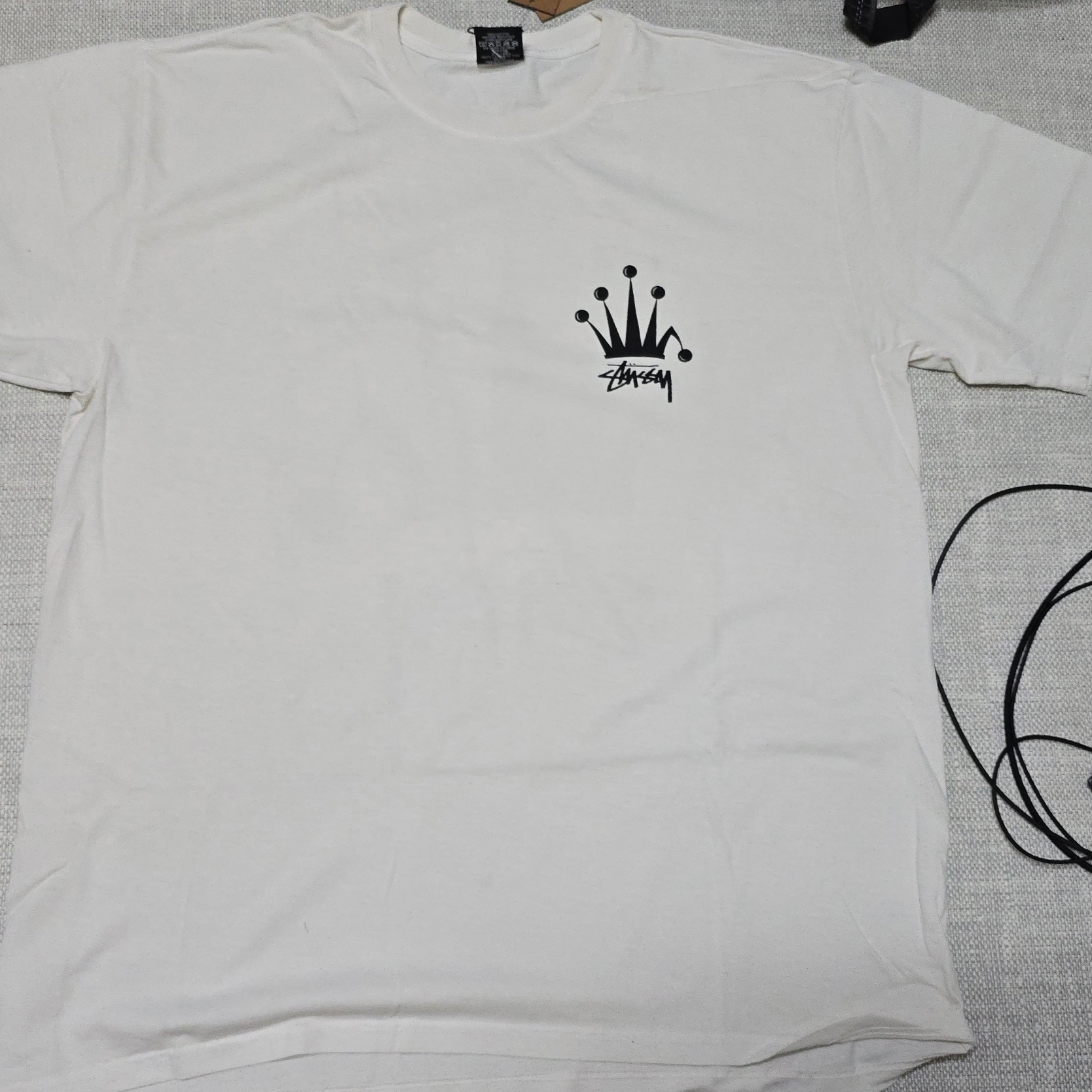 Stussy Regal Crown Pigment Dyed T-Shirt Natural 착용 스타일 - 2