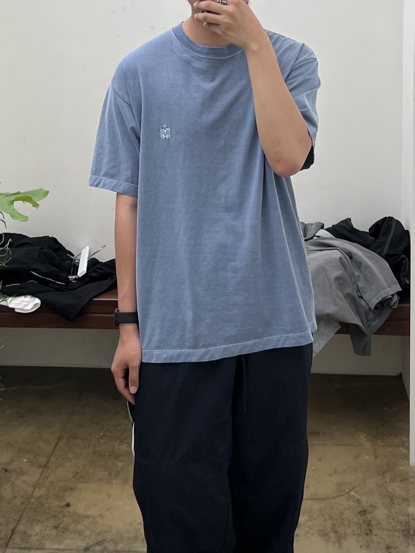 Polyteru Human Index Human Regular 1/2 T-Shirt Dyed Blue, Polyteru 1011 Nylon Track Pants Dark Navy - 24SS 착용 스타일 - 2