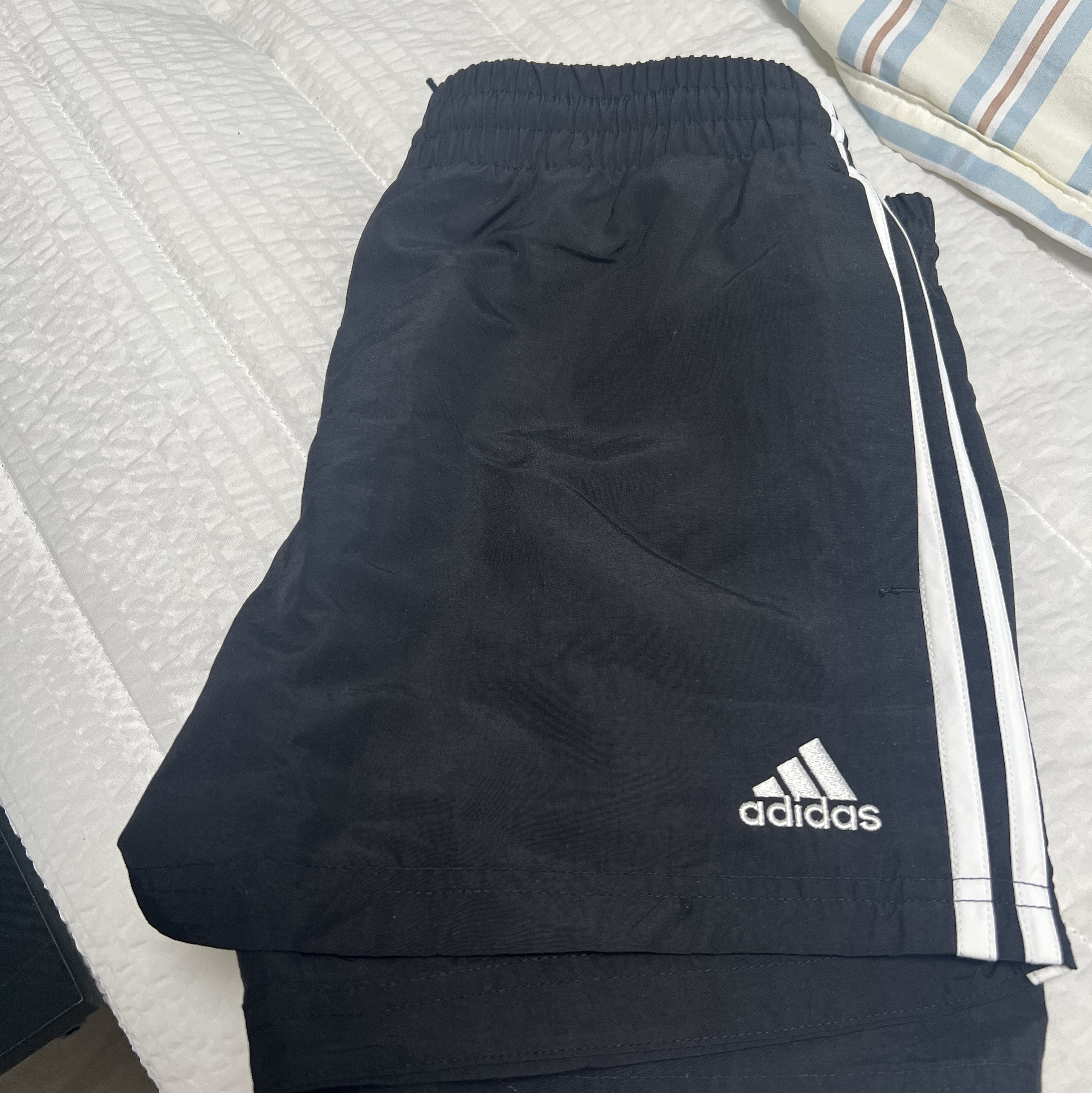 (W) Adidas 3-Stripes Woven Shorts Black - KR Sizing 착용 스타일